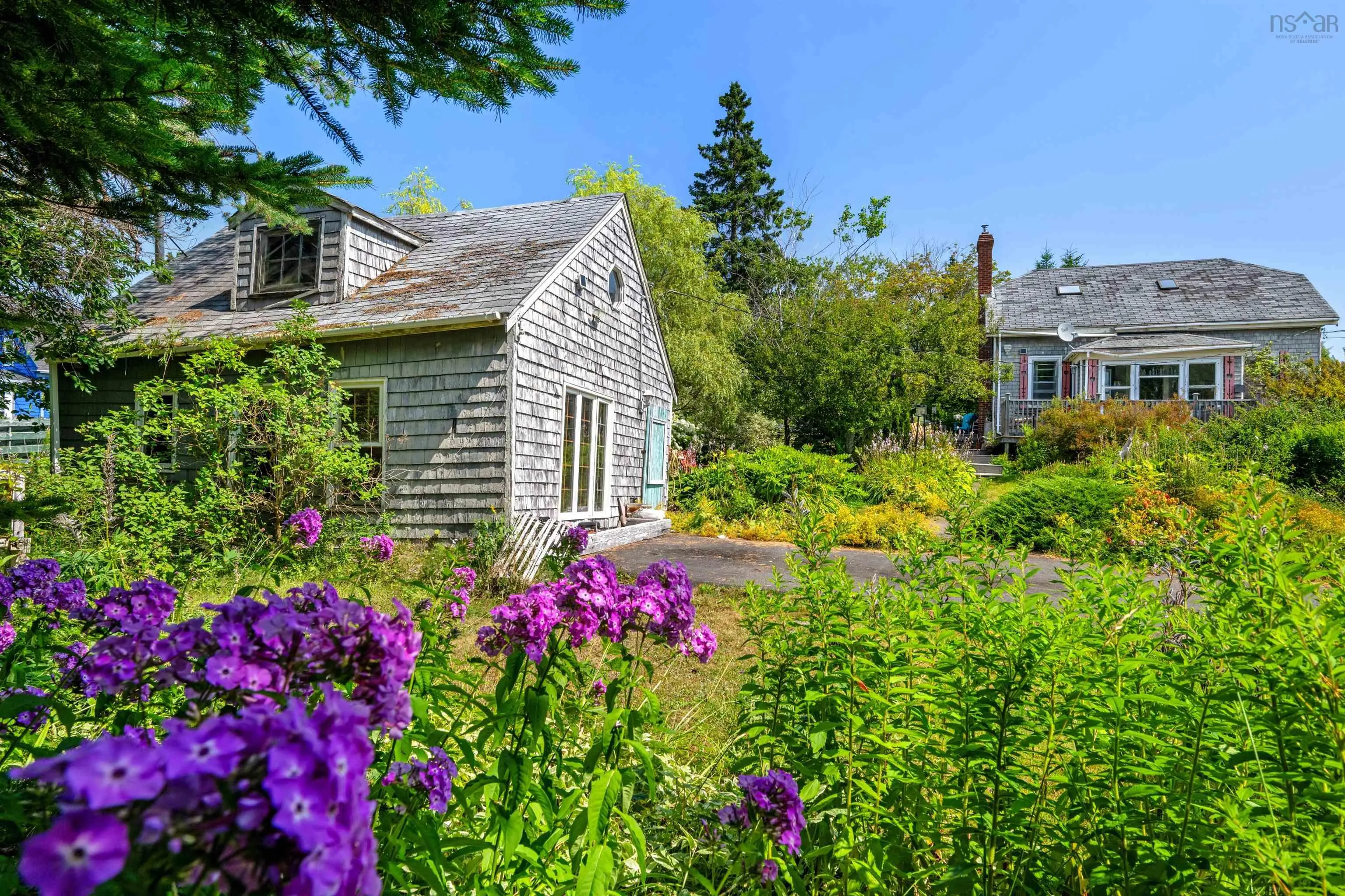 10293 Highway Highway E, Oyster Pond, NS B0J 1P0, 2 Bedrooms Bedrooms, ,1 BathroomBathrooms,Residential,For Sale,Highway 7,202520567