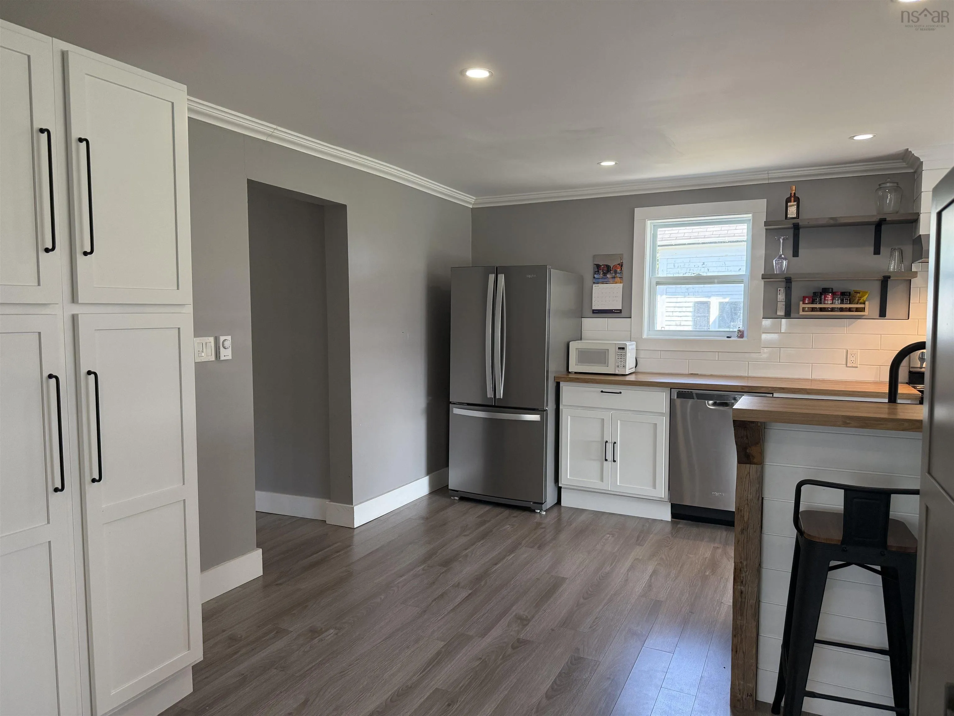 1044 335 Highway, Middle West Pubnico, NS B0W 0C5, 3 Bedrooms Bedrooms, ,2 BathroomsBathrooms,Residential,For Sale,335,202520985