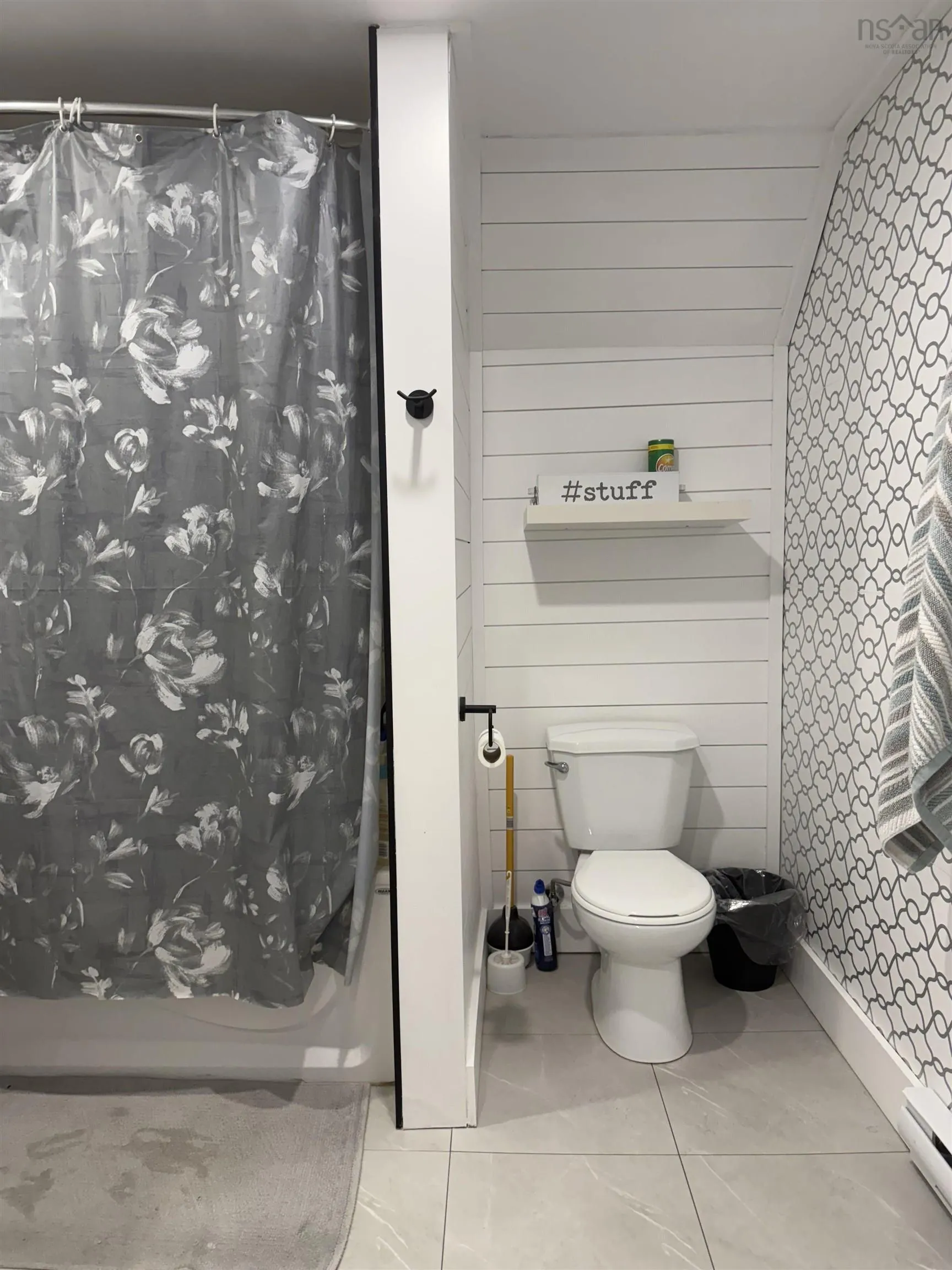 1044 335 Highway, Middle West Pubnico, NS B0W 0C5, 3 Bedrooms Bedrooms, ,2 BathroomsBathrooms,Residential,For Sale,335,202520985