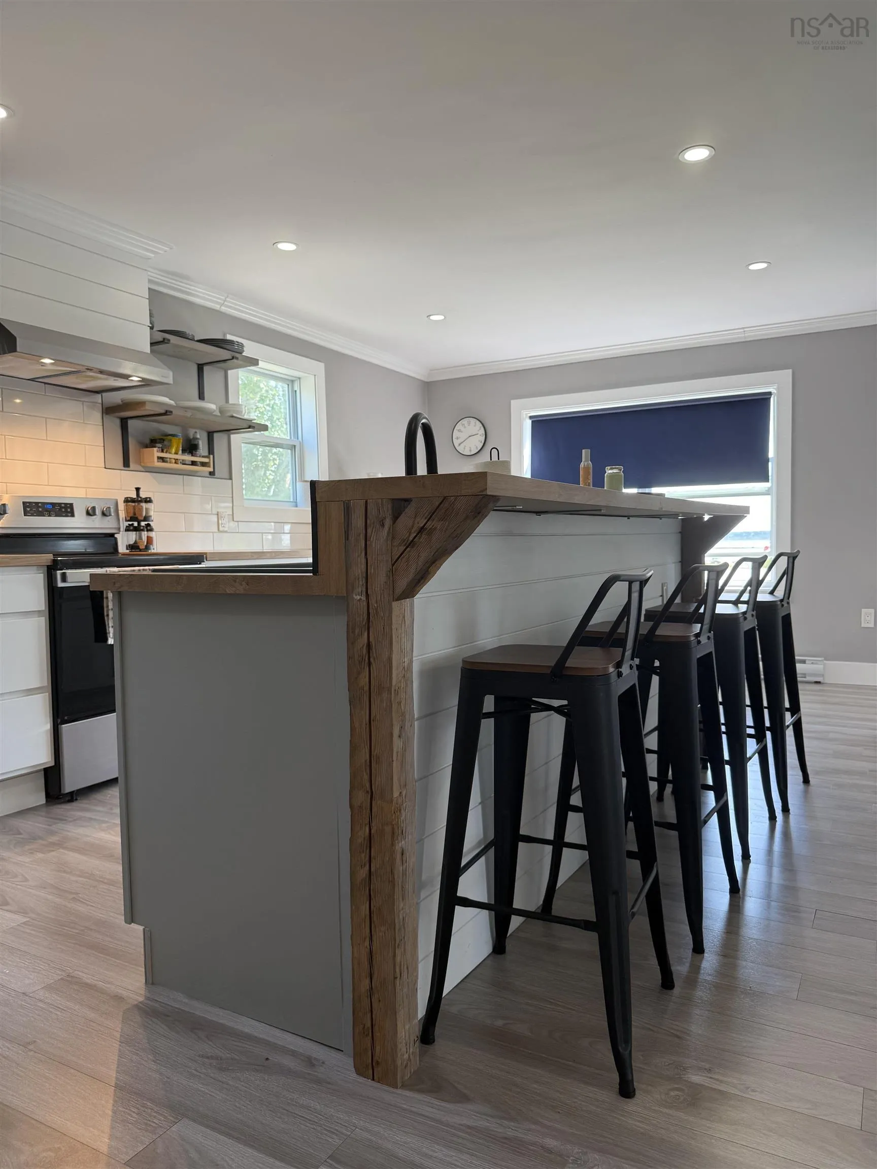 1044 335 Highway, Middle West Pubnico, NS B0W 0C5, 3 Bedrooms Bedrooms, ,2 BathroomsBathrooms,Residential,For Sale,335,202520985