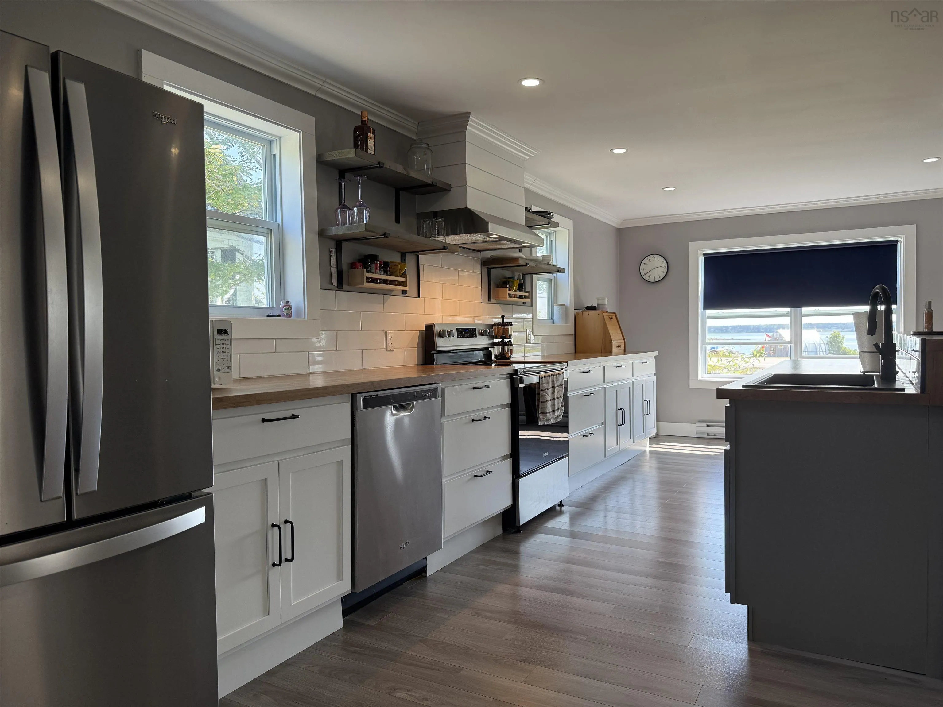 1044 335 Highway, Middle West Pubnico, NS B0W 0C5, 3 Bedrooms Bedrooms, ,2 BathroomsBathrooms,Residential,For Sale,335,202520985