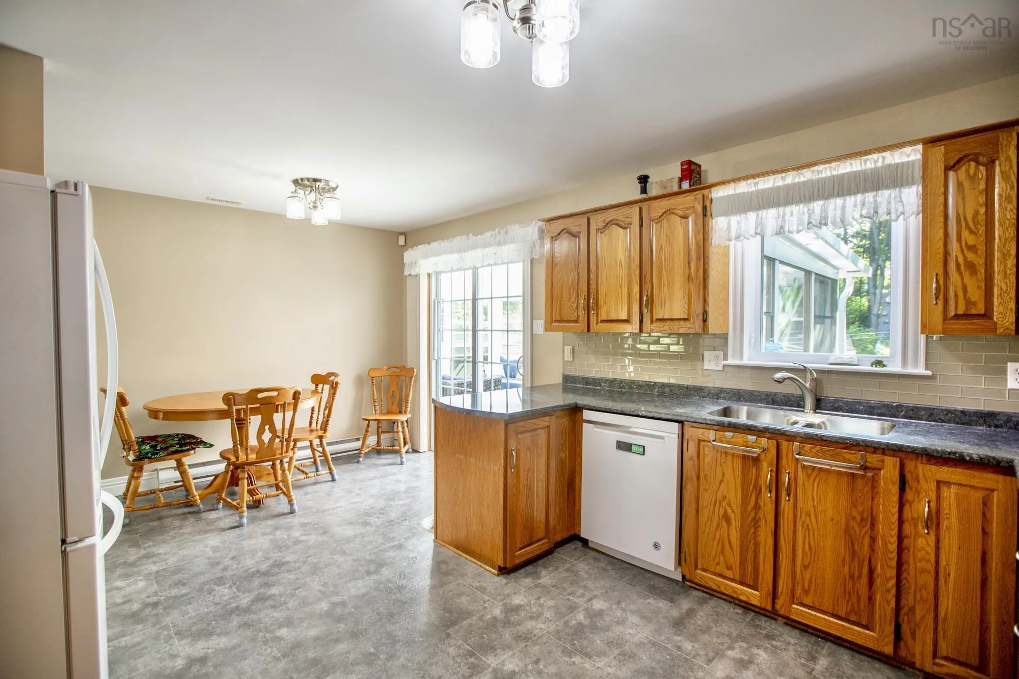 27 Glenelg Court, Lake Loon, NS B2W 6C7, 4 Bedrooms Bedrooms, ,2 BathroomsBathrooms,Residential,For Sale,Glenelg,202518910
