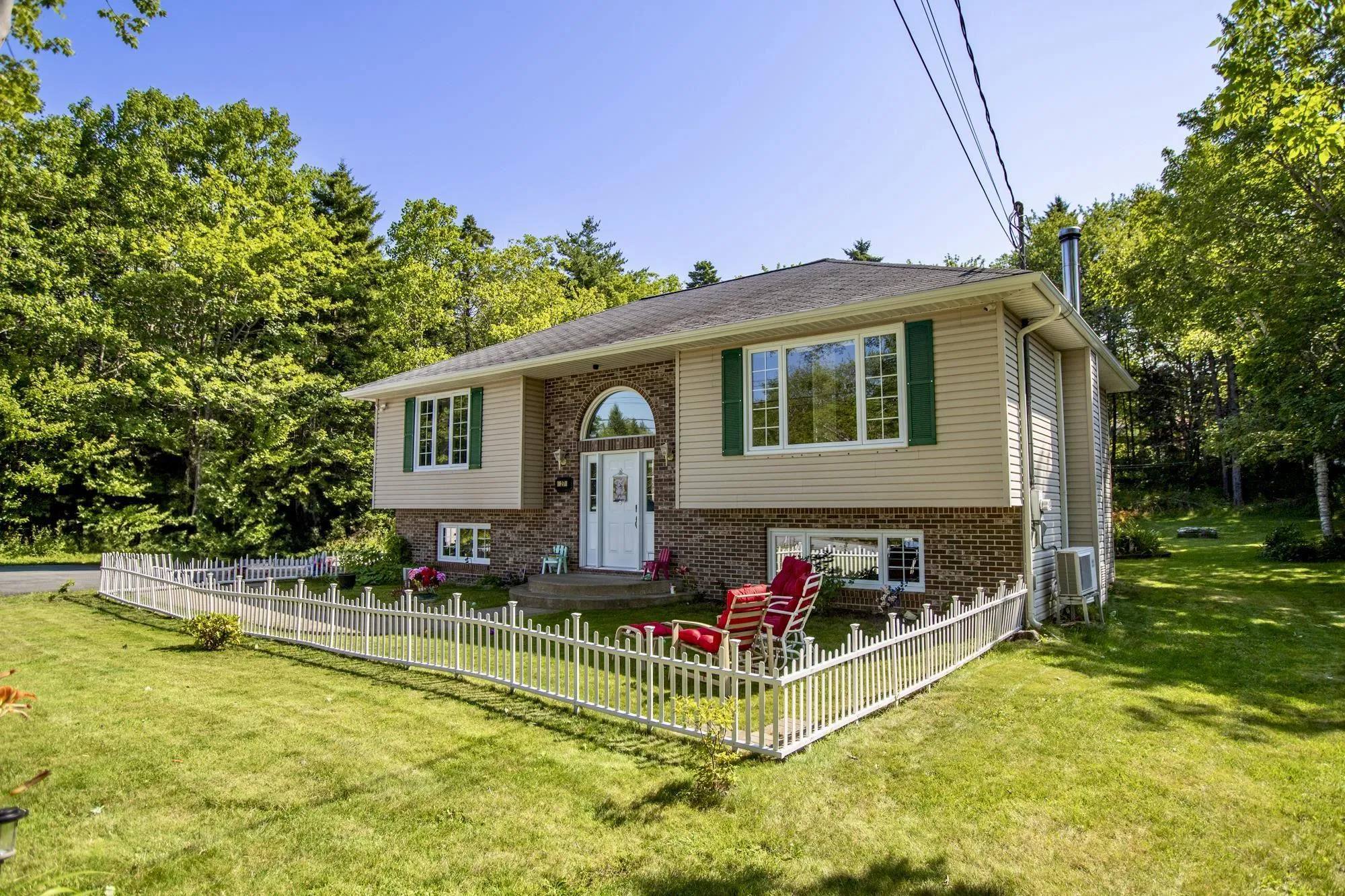 27 Glenelg Court, Lake Loon, NS B2W 6C7, 4 Bedrooms Bedrooms, ,2 BathroomsBathrooms,Residential,For Sale,Glenelg,202518910