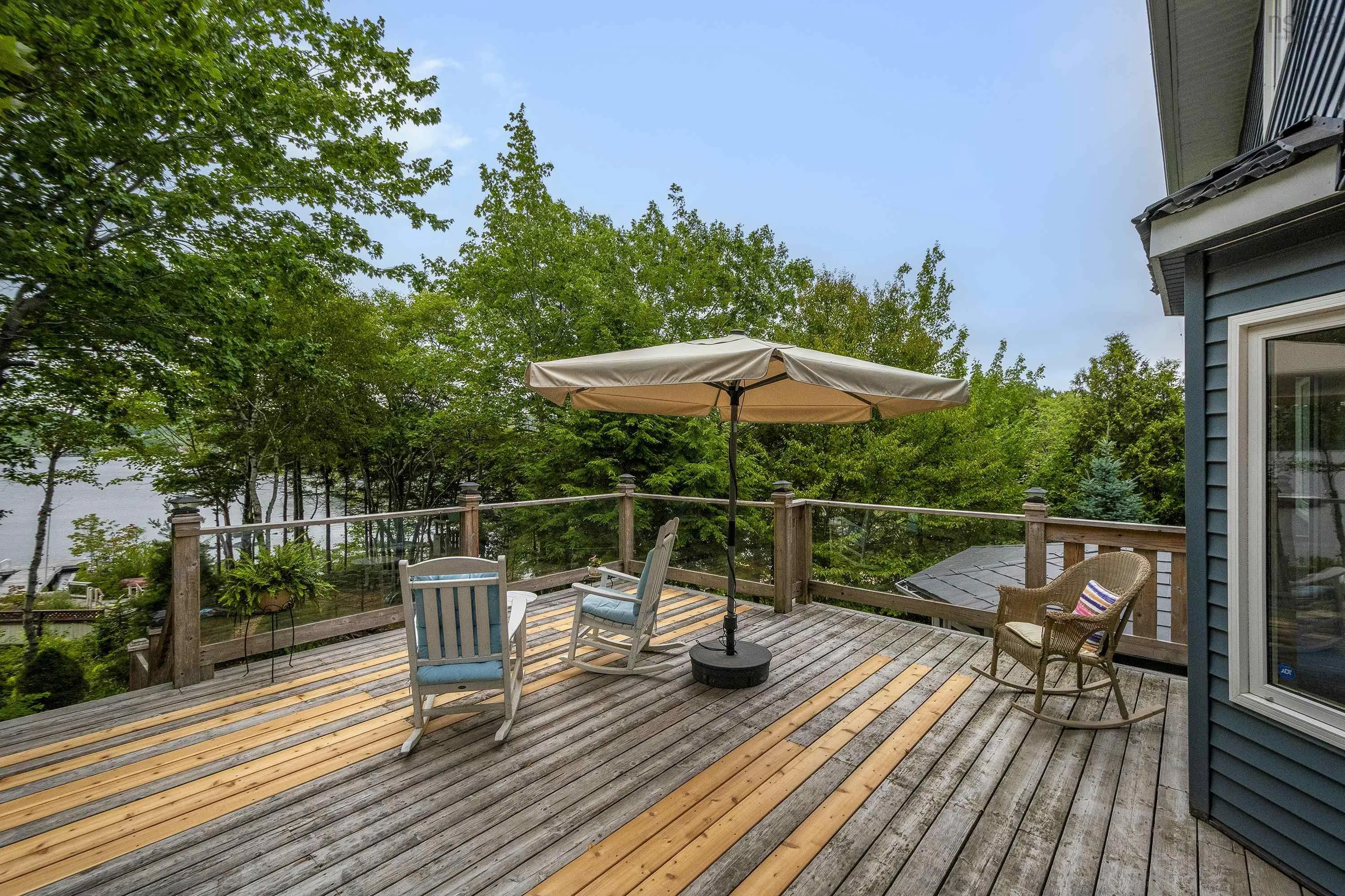 23 Lakeshore Park Terrace, Dartmouth, NS B3A 4Z4, 4 Bedrooms Bedrooms, ,4 BathroomsBathrooms,Residential,For Sale,Lakeshore Park,202521128