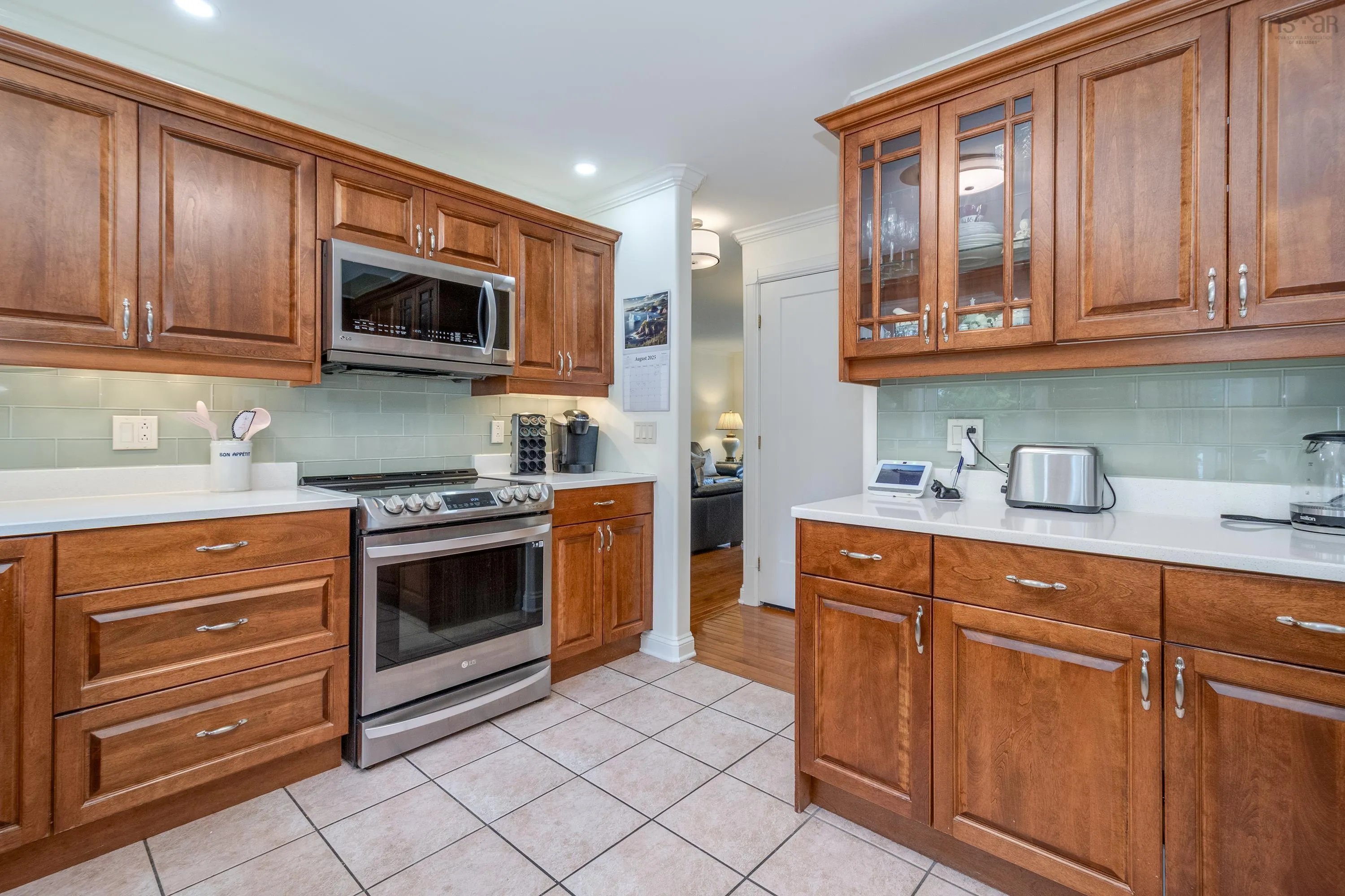 23 Lakeshore Park Terrace, Dartmouth, NS B3A 4Z4, 4 Bedrooms Bedrooms, ,4 BathroomsBathrooms,Residential,For Sale,Lakeshore Park,202521128