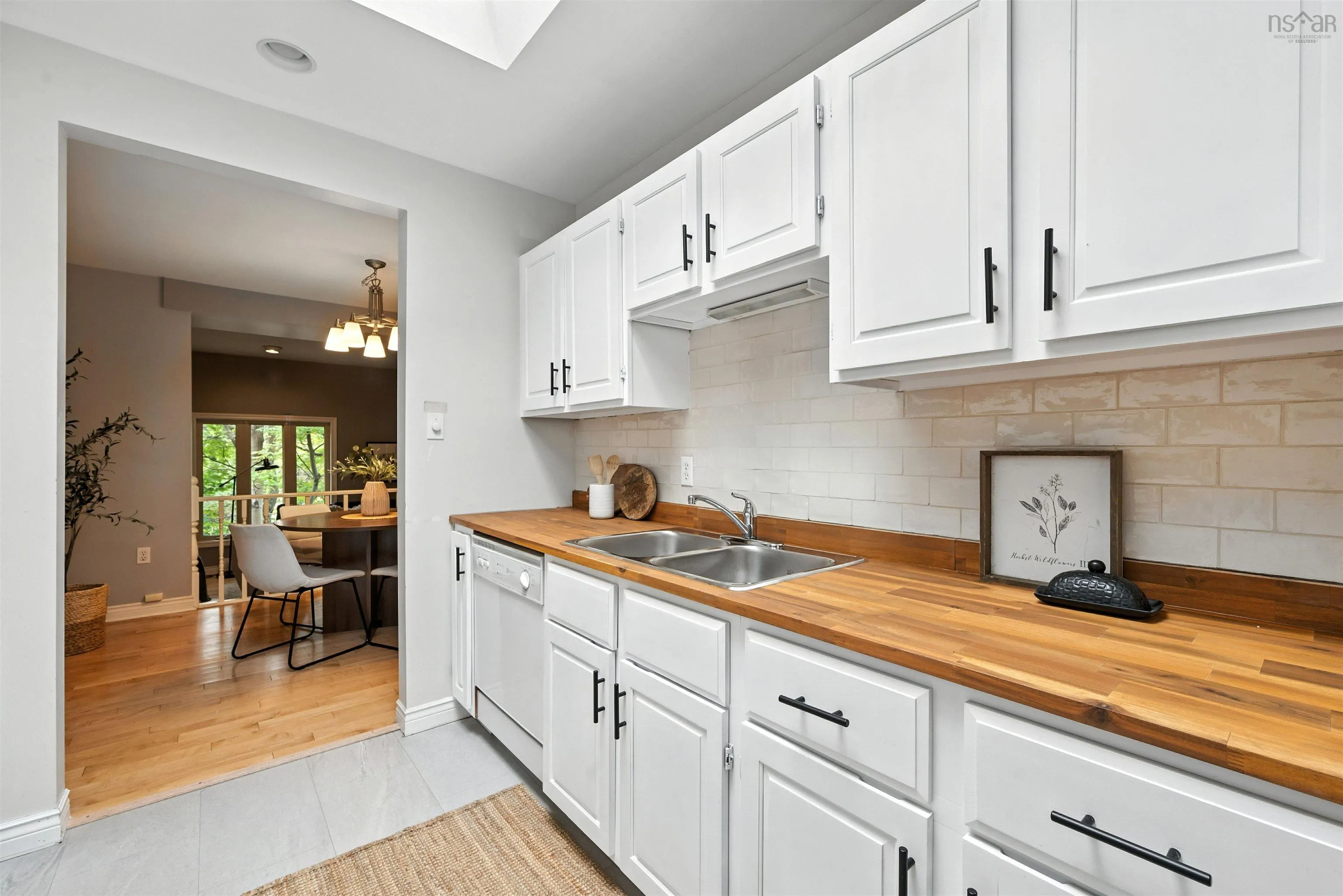 72 Braemount Drive, Halifax, NS B3M 3P3, 2 Bedrooms Bedrooms, ,3 BathroomsBathrooms,Residential,For Sale,Braemount Drive,202522941