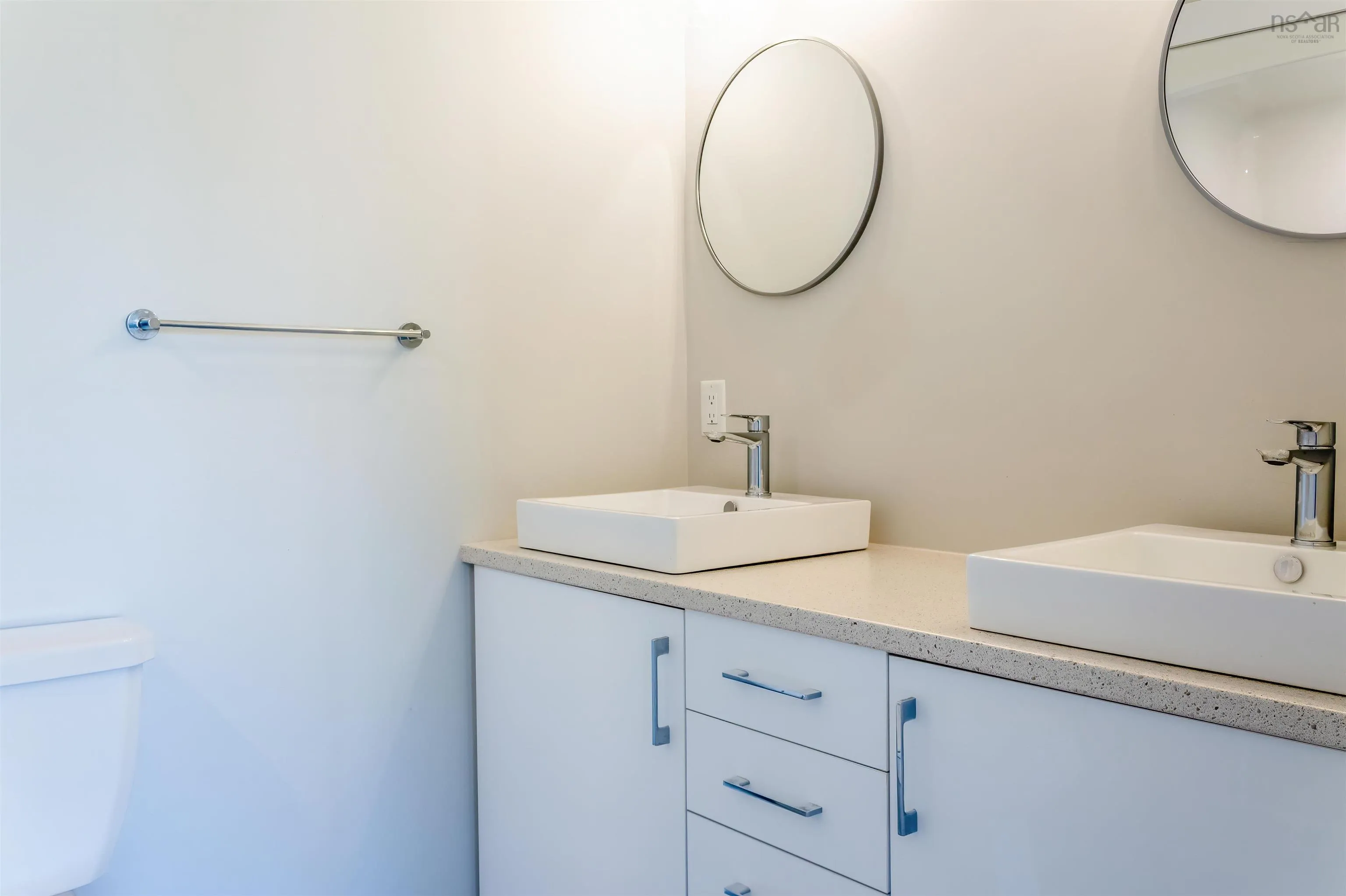 13 Trout Run, Halifax, NS B3R 0C4, 3 Bedrooms Bedrooms, ,4 BathroomsBathrooms,Residential,For Sale,Trout,202522860