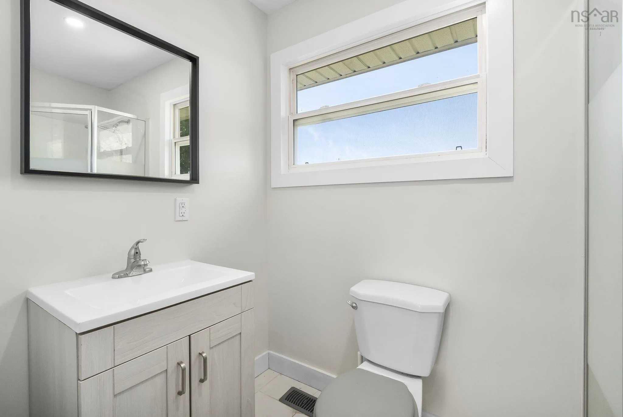 51 Fieldwood Circle, Cole Harbour, NS B2W 4S5, 3 Bedrooms Bedrooms, ,3 BathroomsBathrooms,Residential,For Sale,Fieldwood,202521214