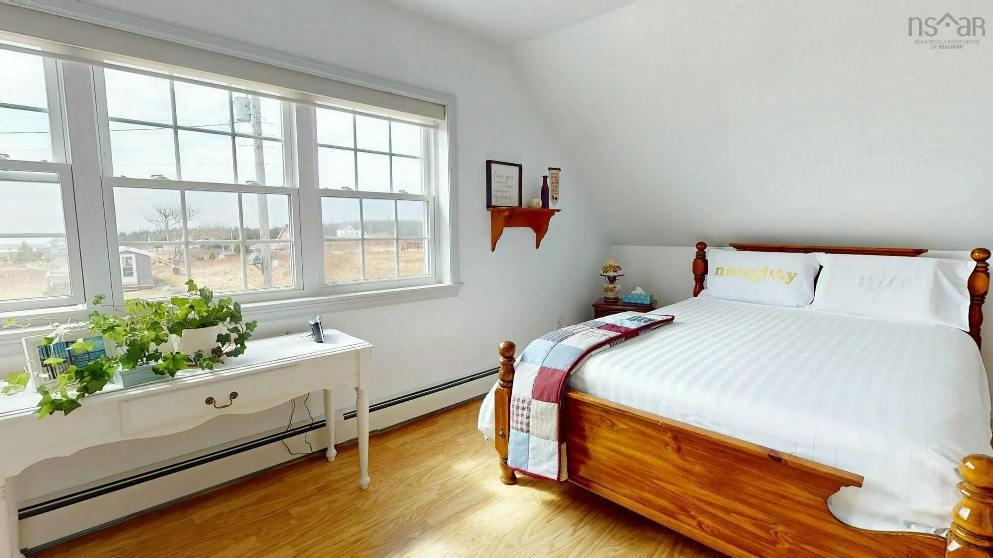 18 Harbourview Drive, Port Bickerton Ns B0j 1a0, 3 Bedrooms Bedrooms, ,2 BathroomsBathrooms,Residential,For Sale,Harbourview,202507679