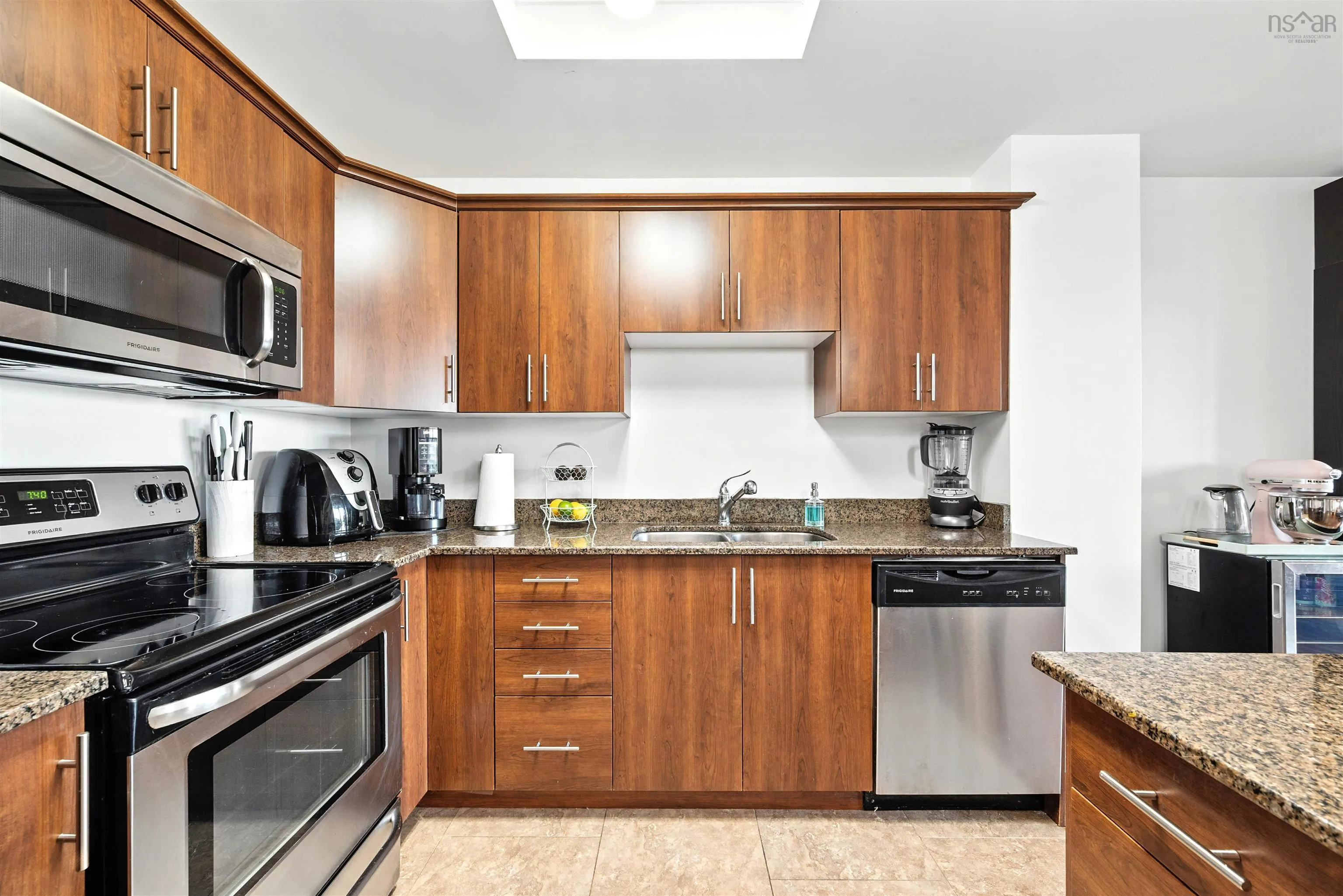 602-3471 Dutch Village Road, Halifax, NS B3N 0C7, 2 Bedrooms Bedrooms, ,2 BathroomsBathrooms,Residential,For Sale,Dutch Village,202520478