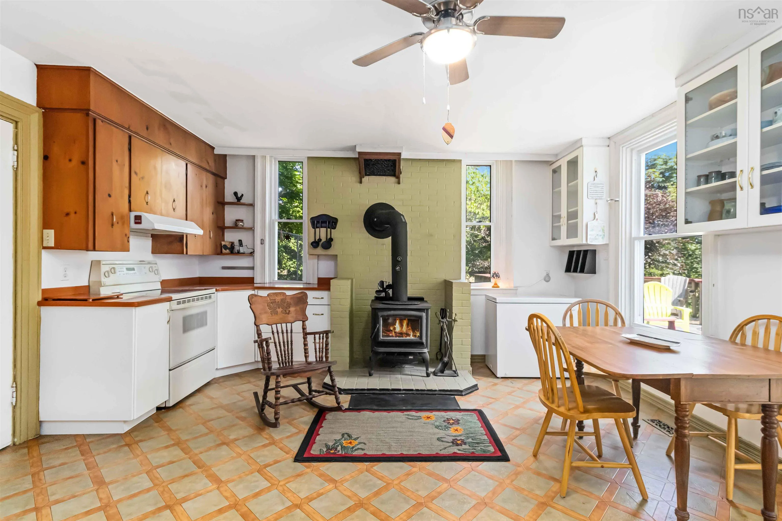 173 Drews Hill Road, Petite Rivière, NS B4V 5Z6, 8 Bedrooms Bedrooms, ,3 BathroomsBathrooms,Residential,For Sale,Drews Hill,202519658