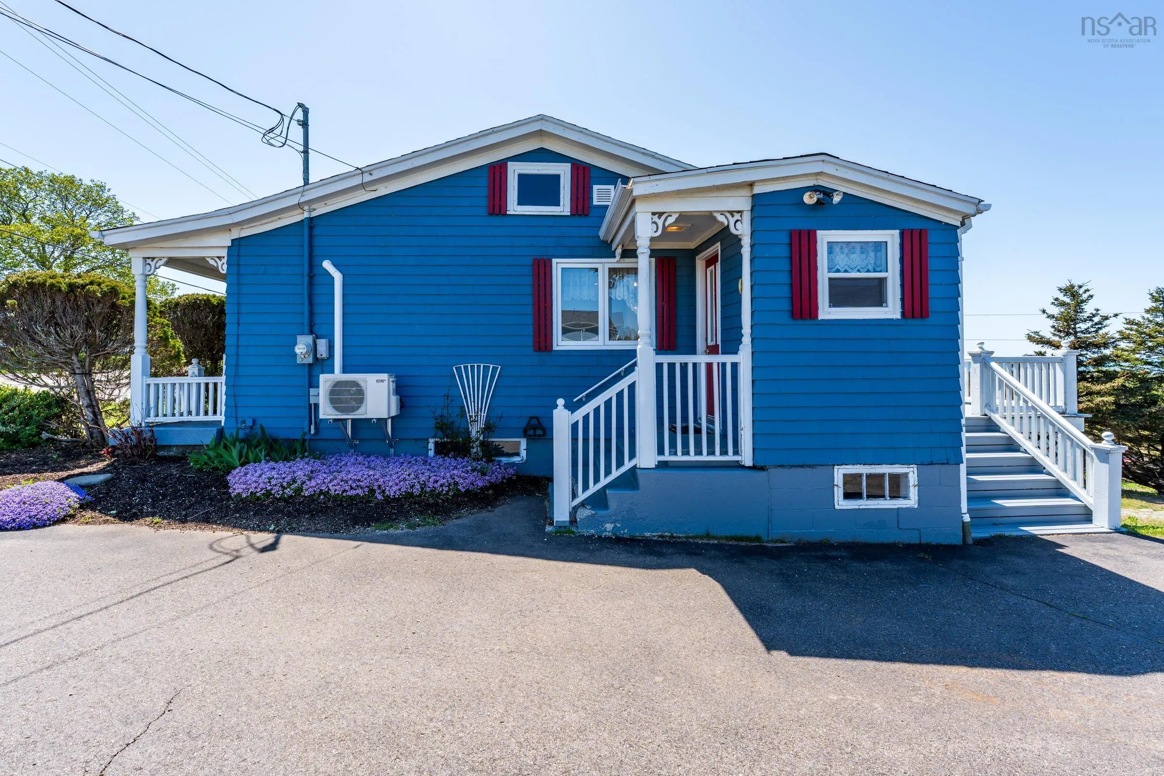 8585 Highway 1, Meteghan Centre Ns B0w 2k0, 3 Bedrooms Bedrooms, ,1 BathroomBathrooms,Residential,For Sale,Highway 1,202510652