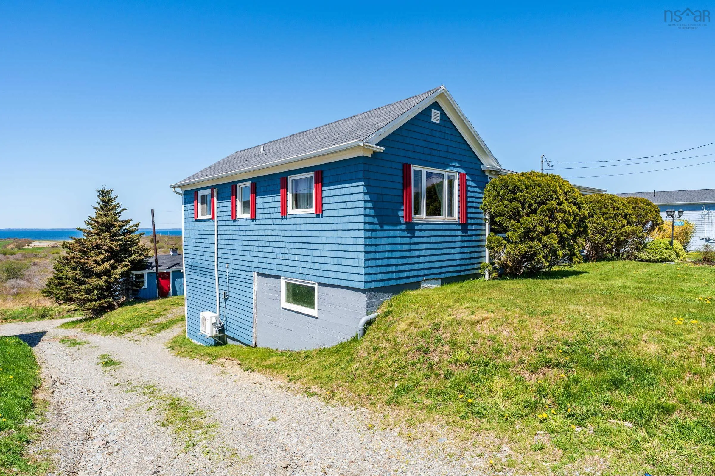 8585 Highway 1, Meteghan Centre Ns B0w 2k0, 3 Bedrooms Bedrooms, ,1 BathroomBathrooms,Residential,For Sale,Highway 1,202510652