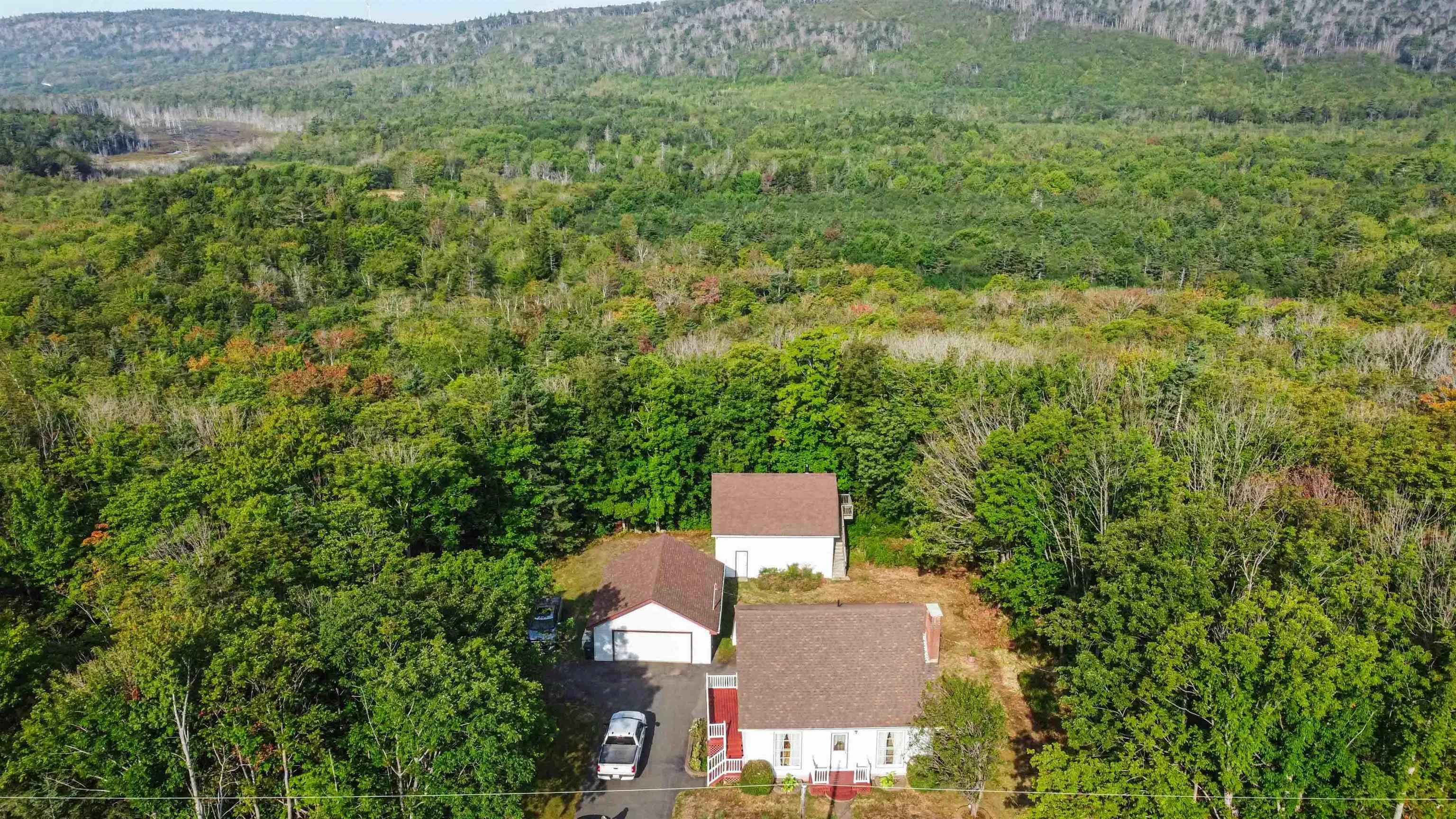 483 Lighthouse Road, Bay View, NS B0V 1A0, 3 Bedrooms Bedrooms, ,2 BathroomsBathrooms,Residential,For Sale,Lighthouse,202522327