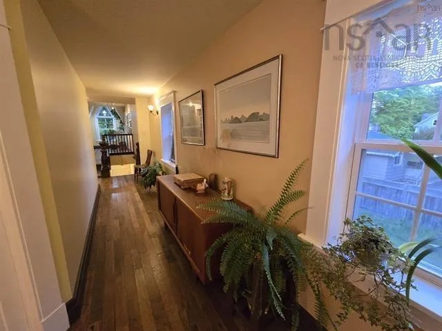 57 King Street, Bridgewater, NS B4V 1A1, 5 Bedrooms Bedrooms, ,4 BathroomsBathrooms,Residential,For Sale,King,202521044