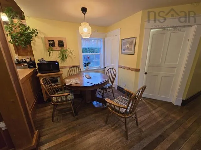 57 King Street, Bridgewater, NS B4V 1A1, 5 Bedrooms Bedrooms, ,4 BathroomsBathrooms,Residential,For Sale,King,202521044