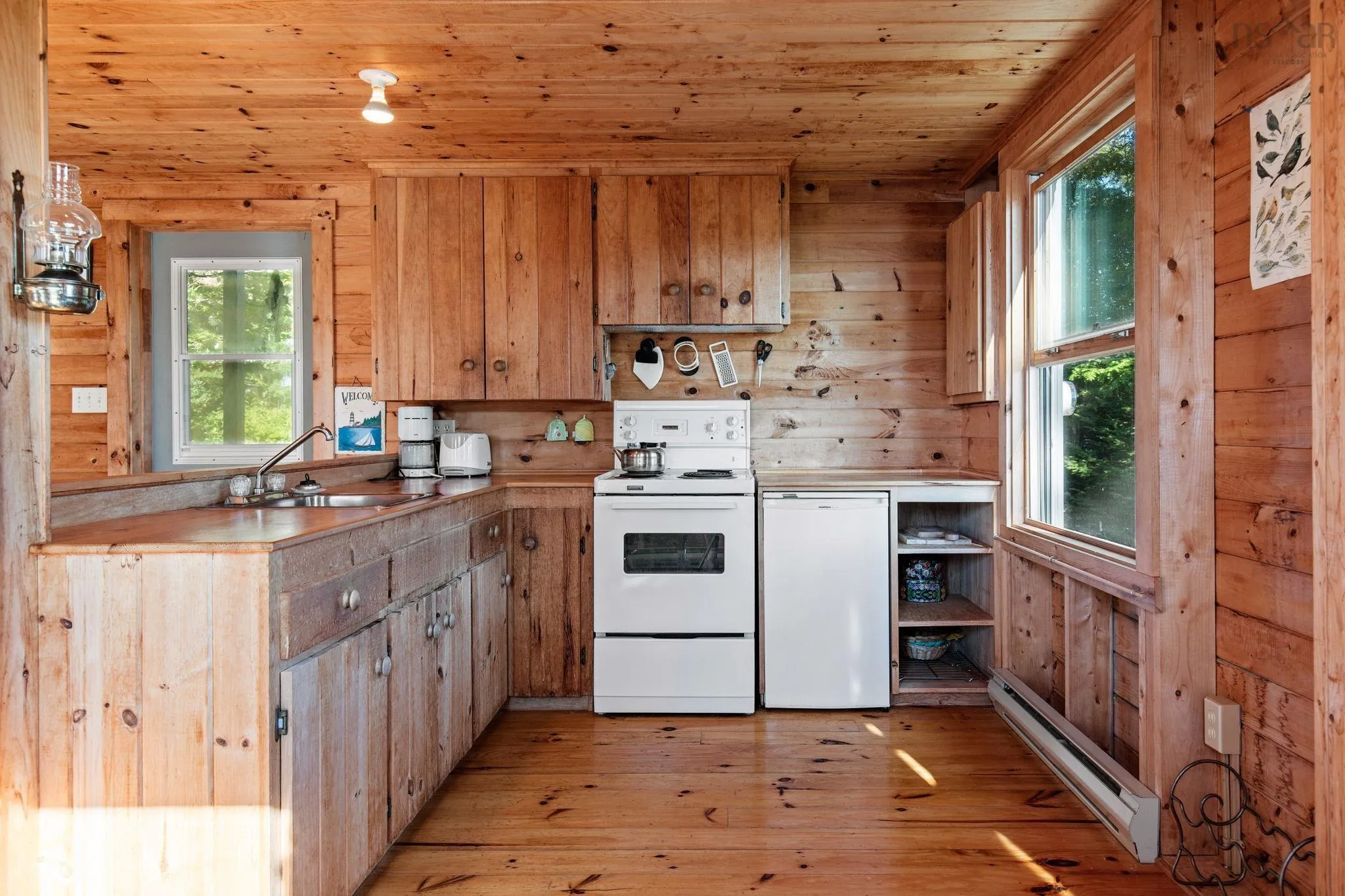 70 Swallow Cove, Chester Basin, NS B0J 1K0, 2 Bedrooms Bedrooms, ,1 BathroomBathrooms,Residential,For Sale,Swallow Cove,202522977