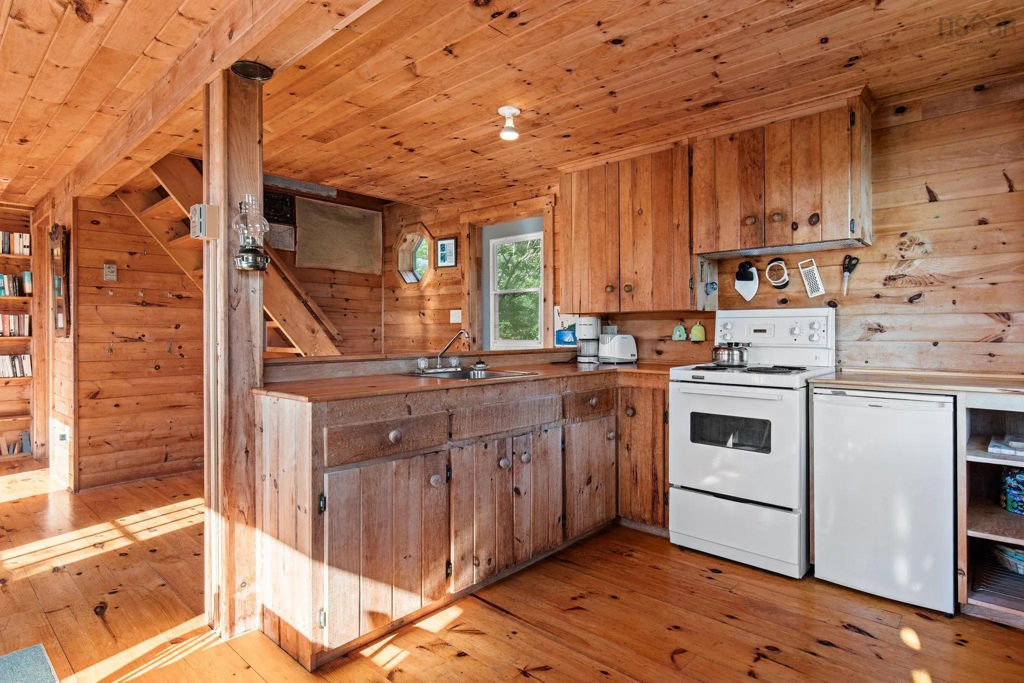 70 Swallow Cove, Chester Basin, NS B0J 1K0, 2 Bedrooms Bedrooms, ,1 BathroomBathrooms,Residential,For Sale,Swallow Cove,202522977