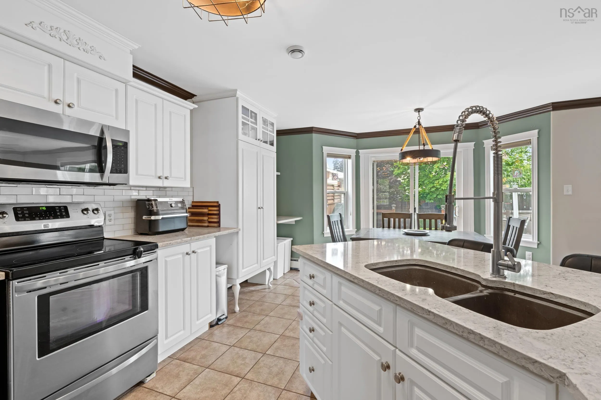 34 Pearl Drive, Cole Harbour, NS B2V 2T7, 4 Bedrooms Bedrooms, ,4 BathroomsBathrooms,Residential,For Sale,Pearl,202521674