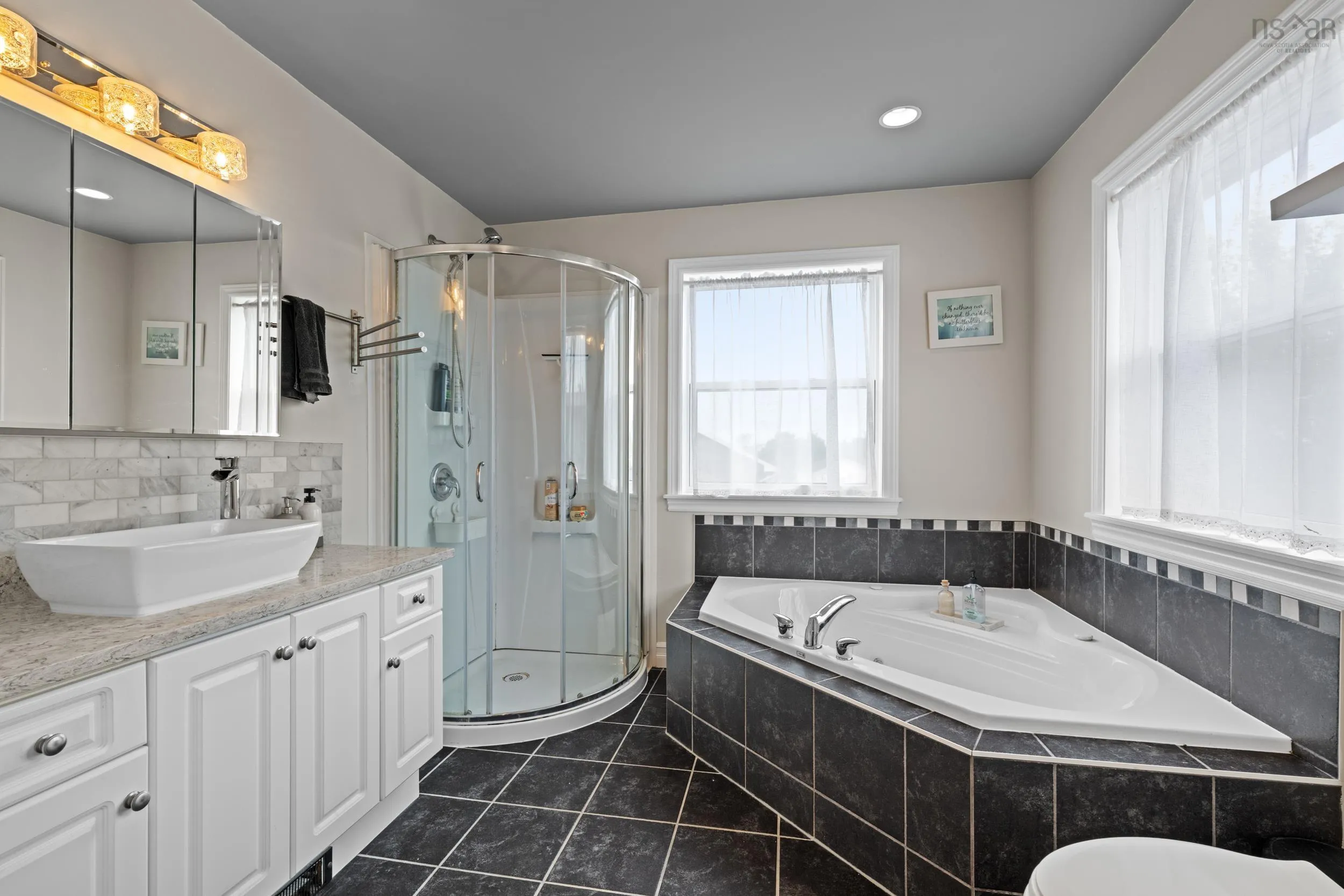 34 Pearl Drive, Cole Harbour, NS B2V 2T7, 4 Bedrooms Bedrooms, ,4 BathroomsBathrooms,Residential,For Sale,Pearl,202521674