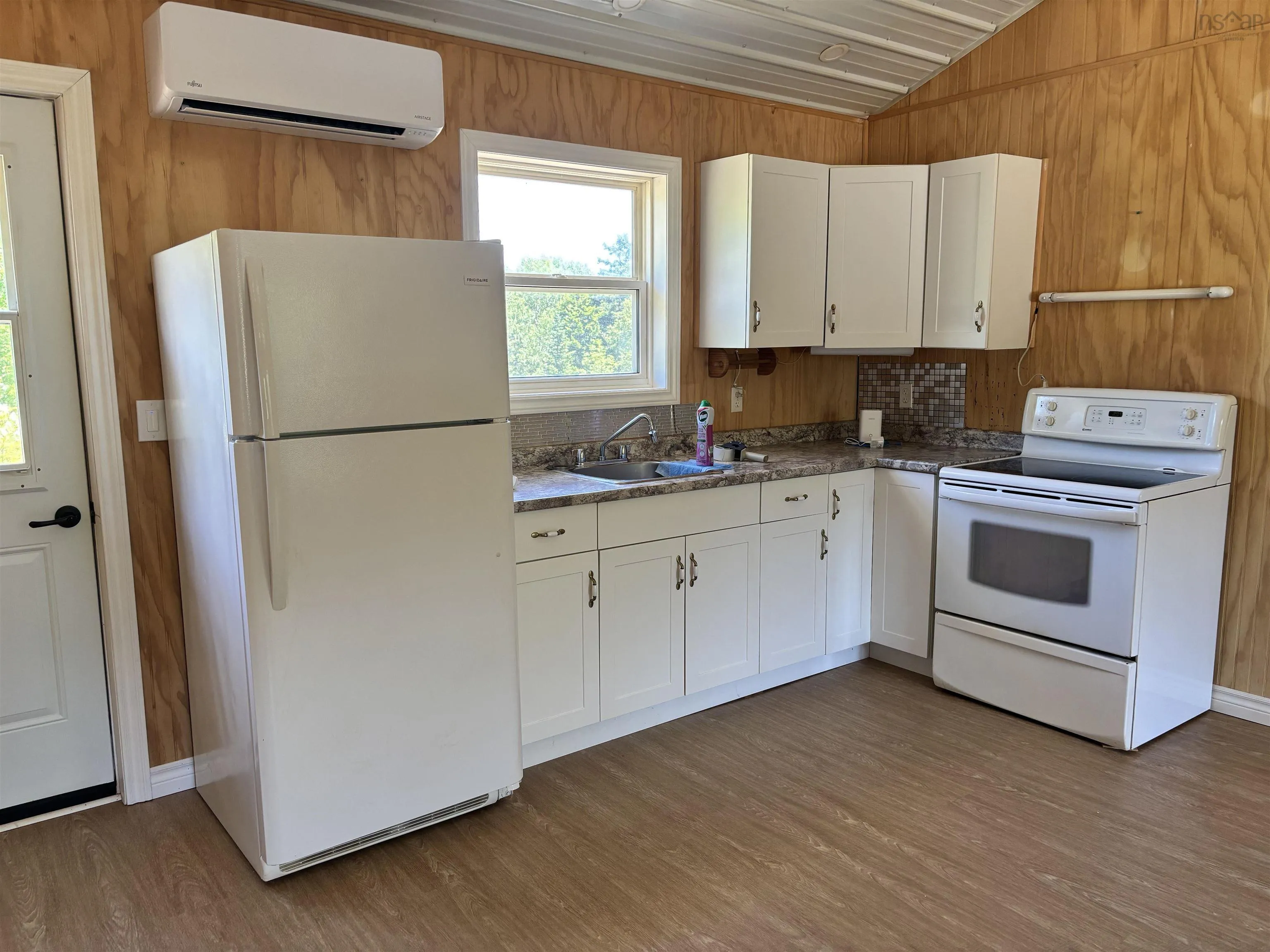 55 Pleasant Street, Conway, NS B0V 1A0, 1 Bedroom Bedrooms, ,1 BathroomBathrooms,Residential,For Sale,Pleasant,202521078