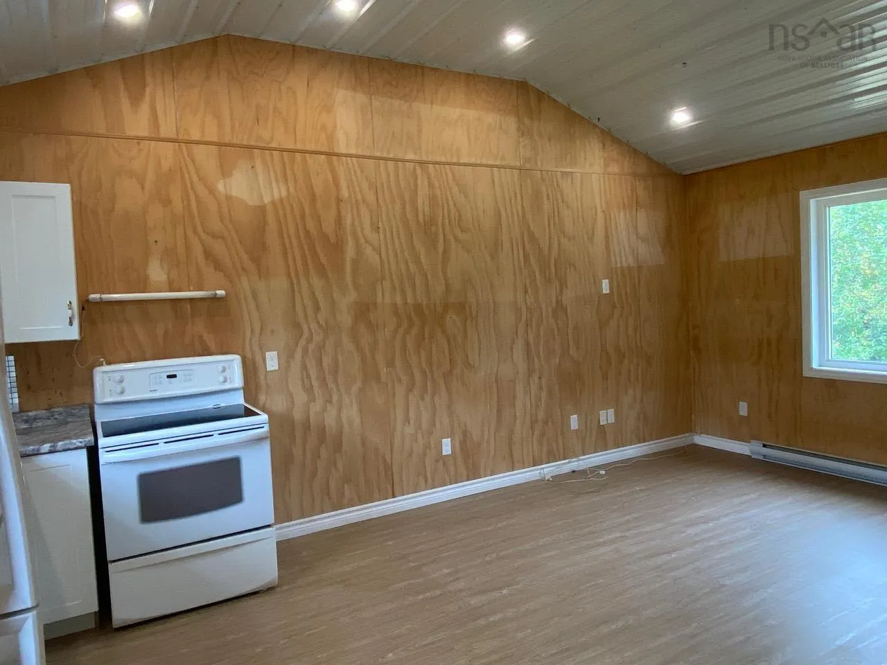 55 Pleasant Street, Conway, NS B0V 1A0, 1 Bedroom Bedrooms, ,1 BathroomBathrooms,Residential,For Sale,Pleasant,202521078