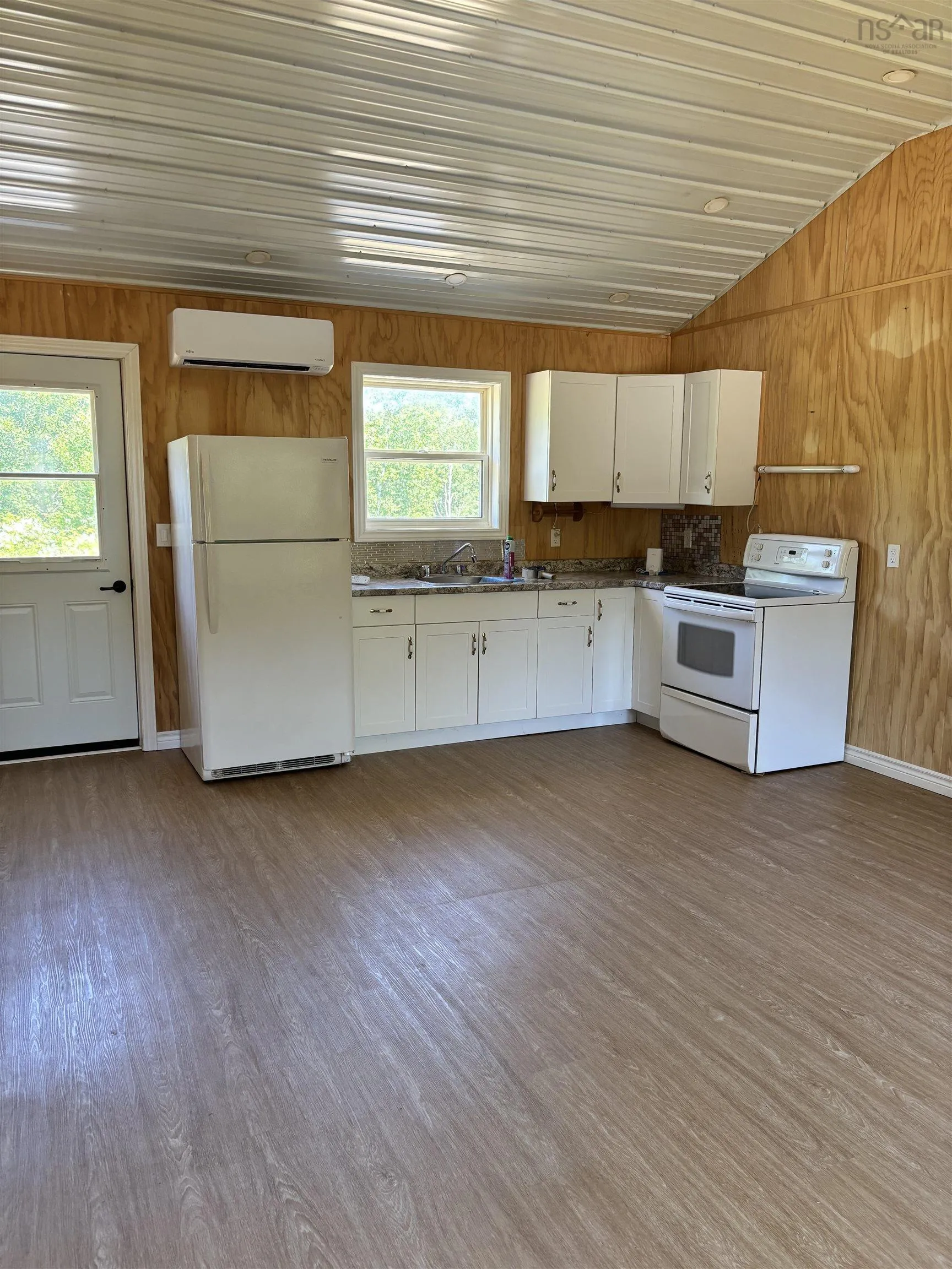 55 Pleasant Street, Conway, NS B0V 1A0, 1 Bedroom Bedrooms, ,1 BathroomBathrooms,Residential,For Sale,Pleasant,202521078