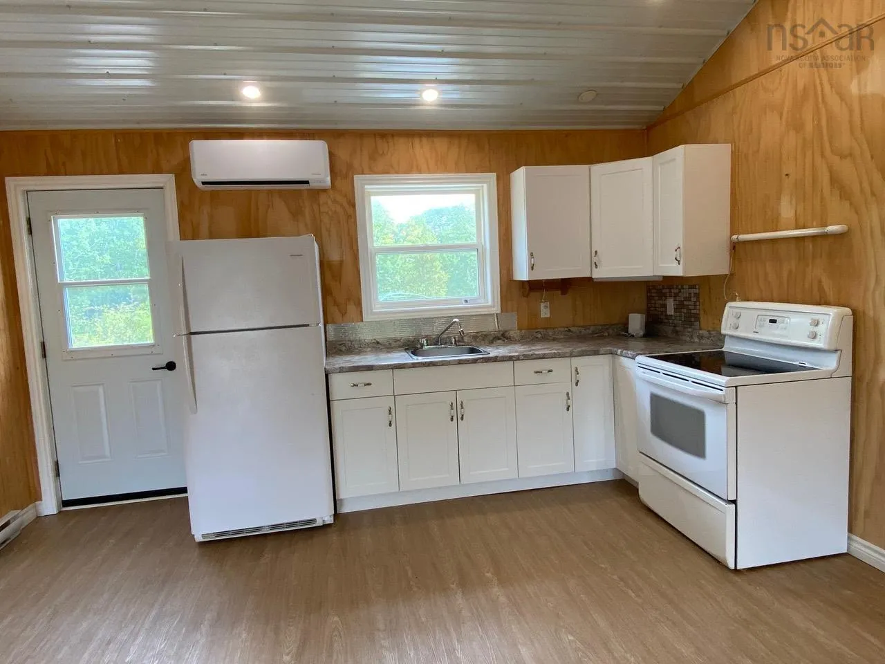 55 Pleasant Street, Conway, NS B0V 1A0, 1 Bedroom Bedrooms, ,1 BathroomBathrooms,Residential,For Sale,Pleasant,202521078