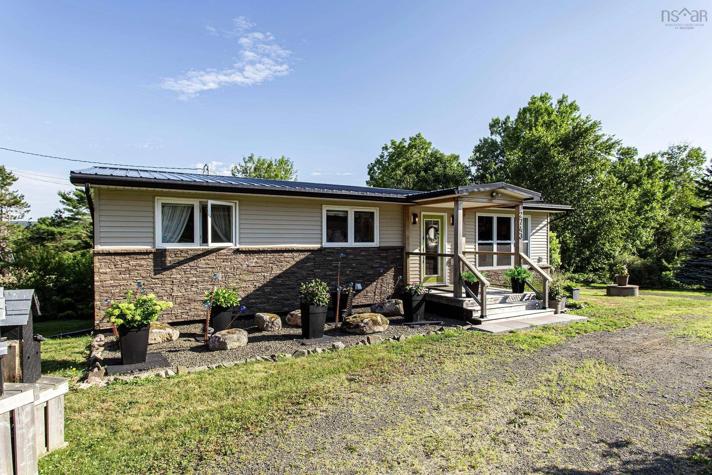 2743 Highway 1, Upper Clements, NS B0S 1A0, 2 Bedrooms Bedrooms, ,1 BathroomBathrooms,Residential,For Sale,Highway 1,202518654