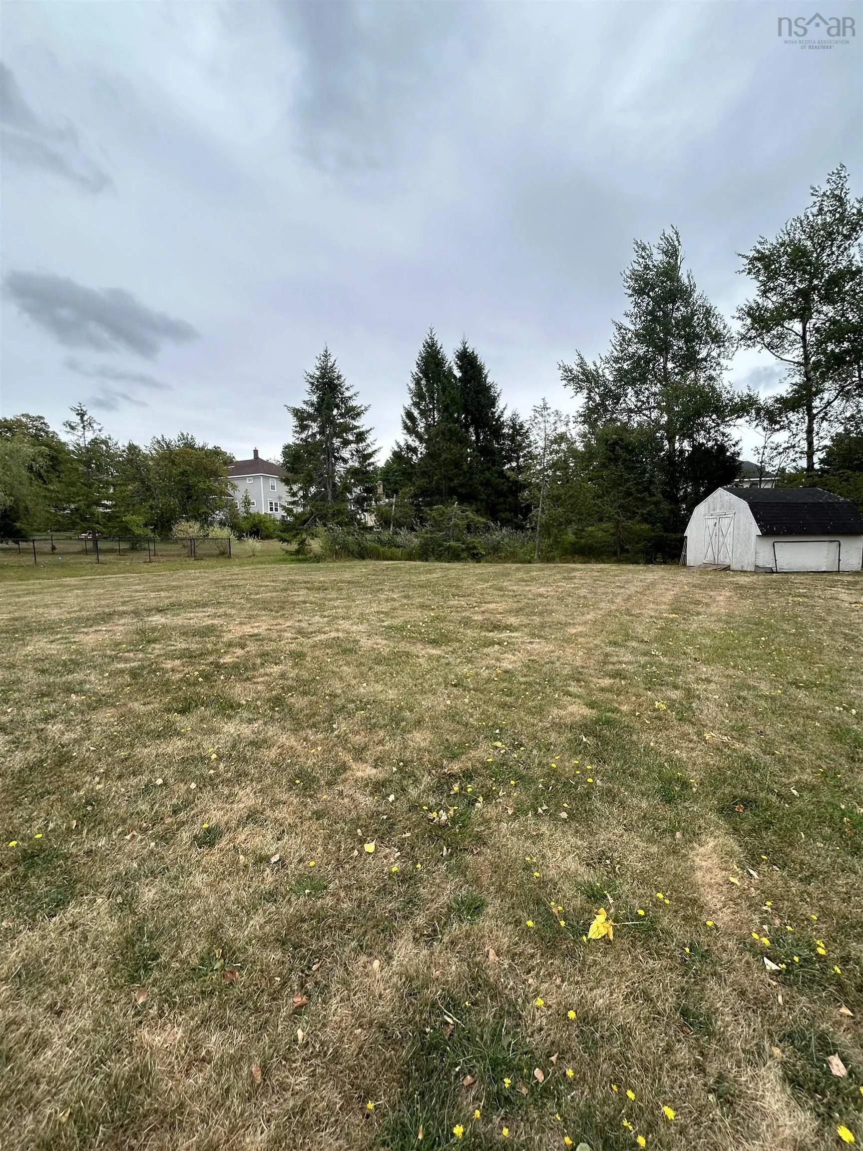 8 Smith Avenue, Springhill, NS B0M 1X0, 3 Bedrooms Bedrooms, ,2 BathroomsBathrooms,Residential,For Sale,Smith,202521644