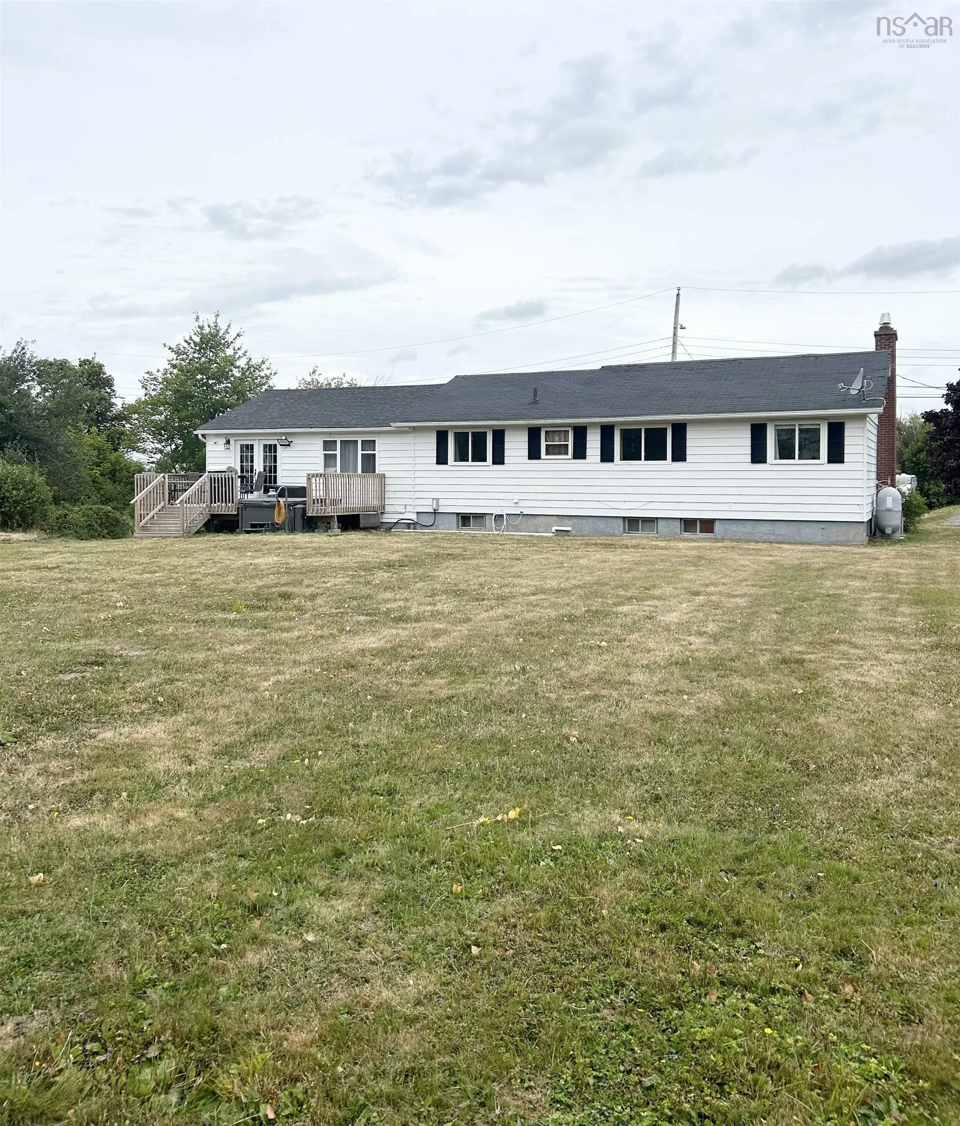 8 Smith Avenue, Springhill, NS B0M 1X0, 3 Bedrooms Bedrooms, ,2 BathroomsBathrooms,Residential,For Sale,Smith,202521644