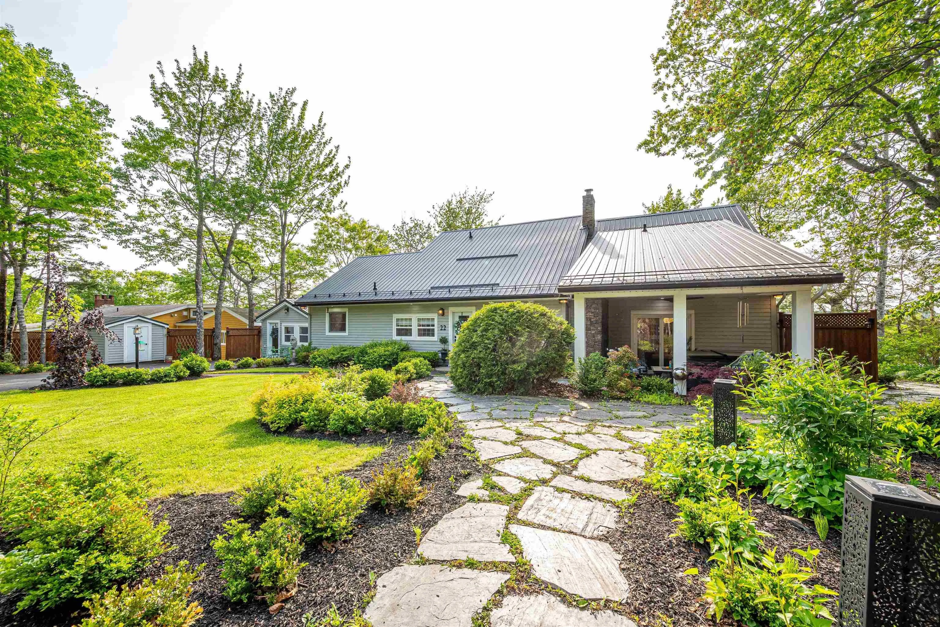 22 Parkview Drive, Oakfield, NS B2T 1B1, 4 Bedrooms Bedrooms, ,3 BathroomsBathrooms,Residential,For Sale,Parkview,202514289