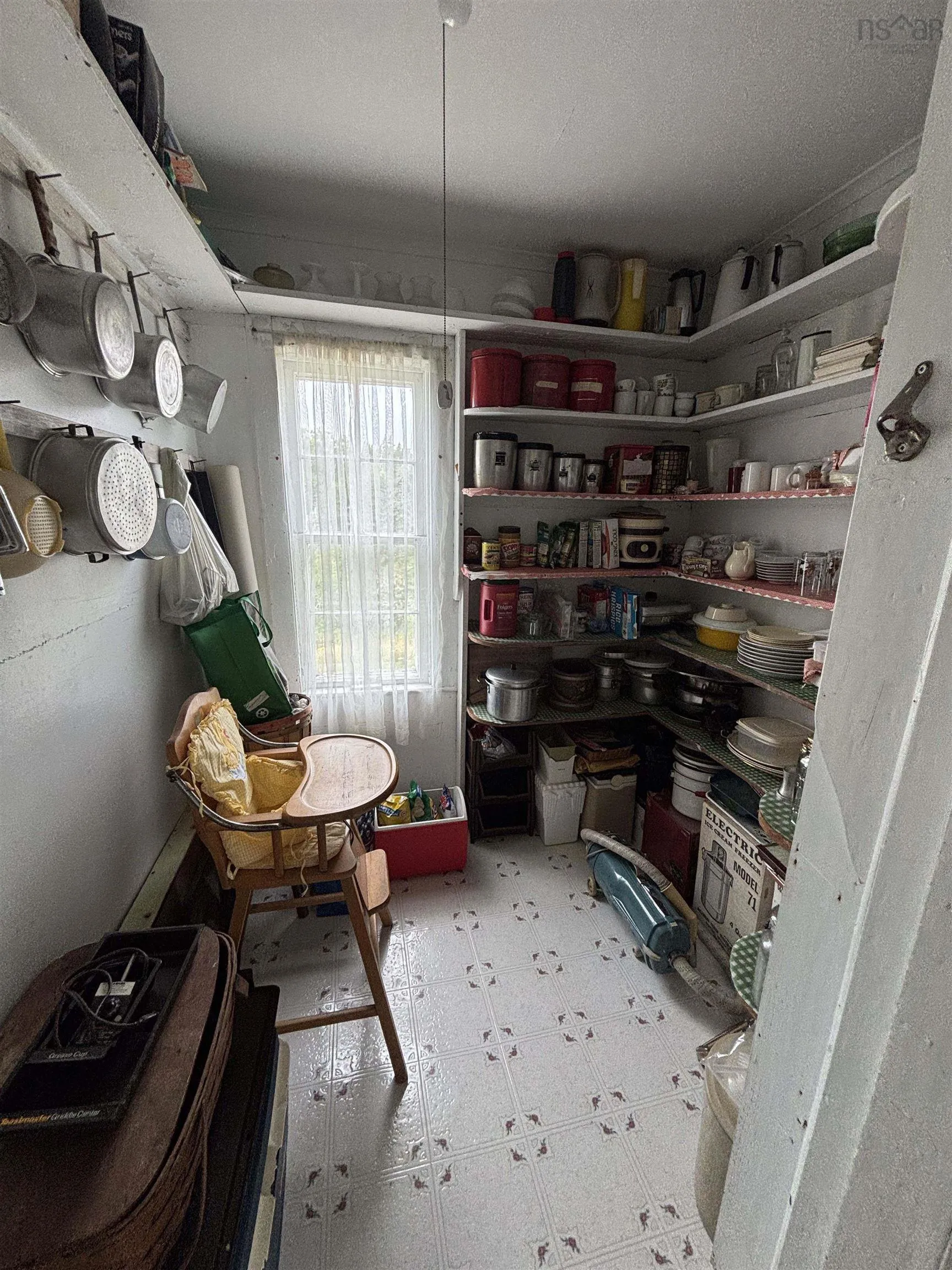 2121 Loch Lomond Road, Loch Lomond, NS B2E 1E3, 4 Bedrooms Bedrooms, ,1 BathroomBathrooms,Residential,For Sale,Loch Lomond,202520592