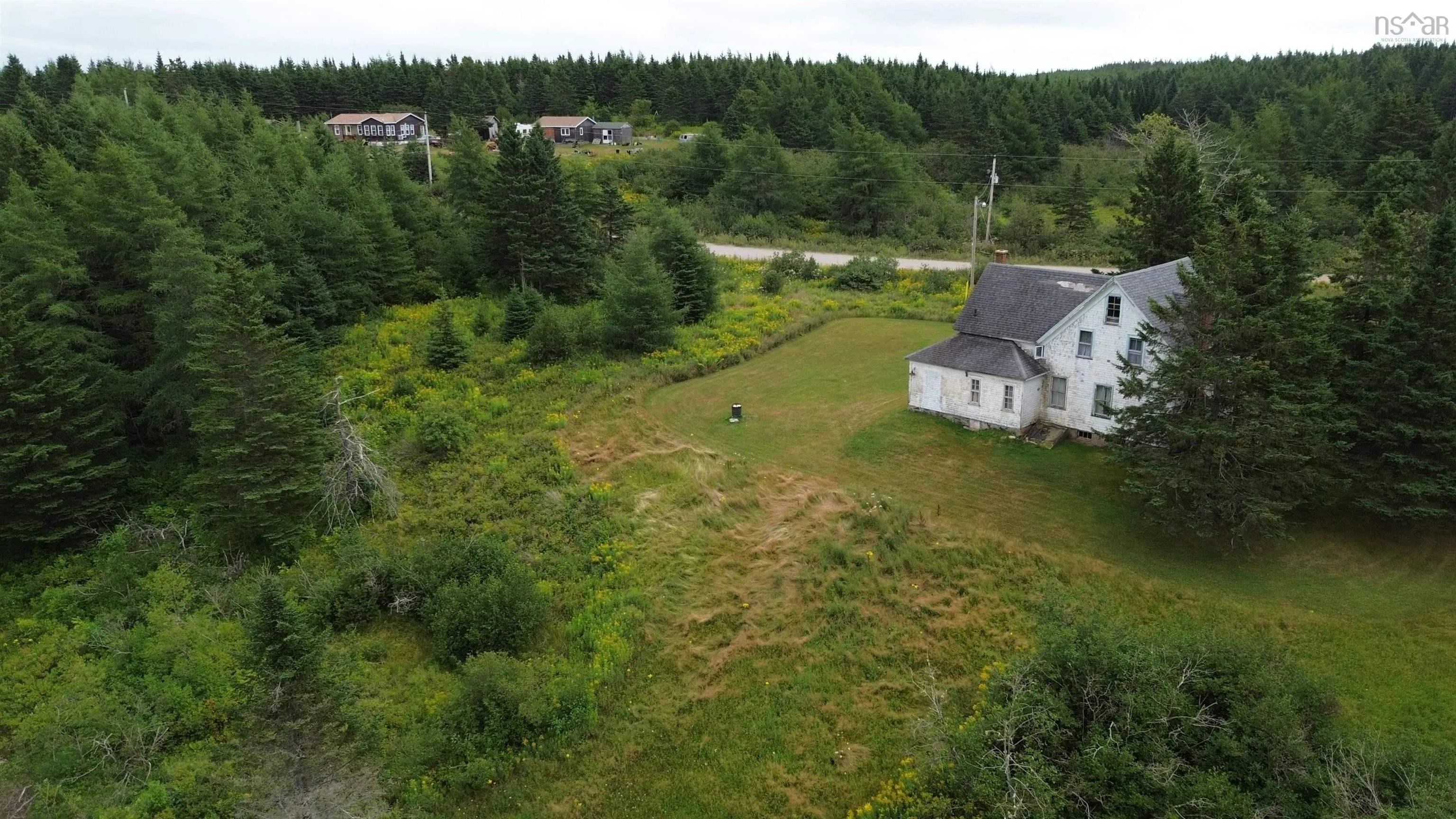 2121 Loch Lomond Road, Loch Lomond, NS B2E 1E3, 4 Bedrooms Bedrooms, ,1 BathroomBathrooms,Residential,For Sale,Loch Lomond,202520592