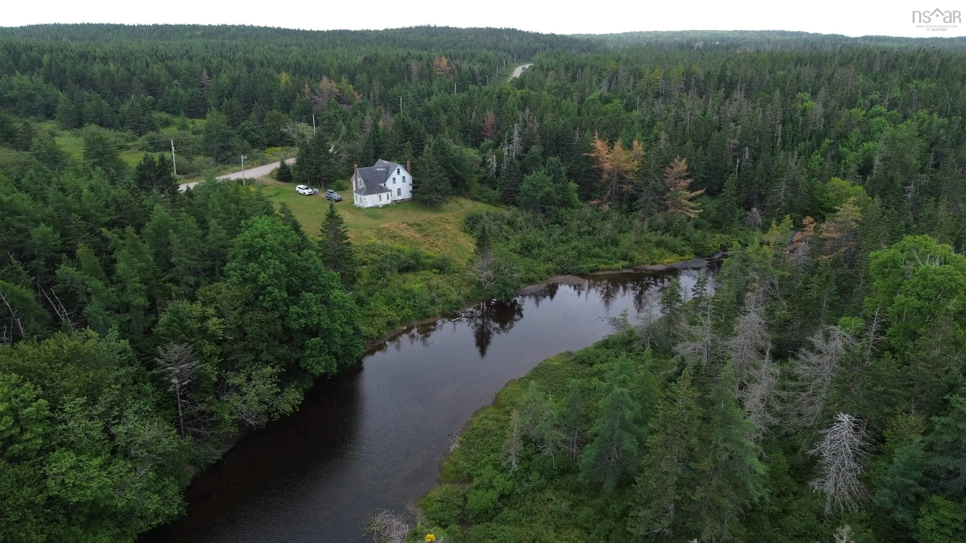 2121 Loch Lomond Road, Loch Lomond, NS B2E 1E3, 4 Bedrooms Bedrooms, ,1 BathroomBathrooms,Residential,For Sale,Loch Lomond,202520592