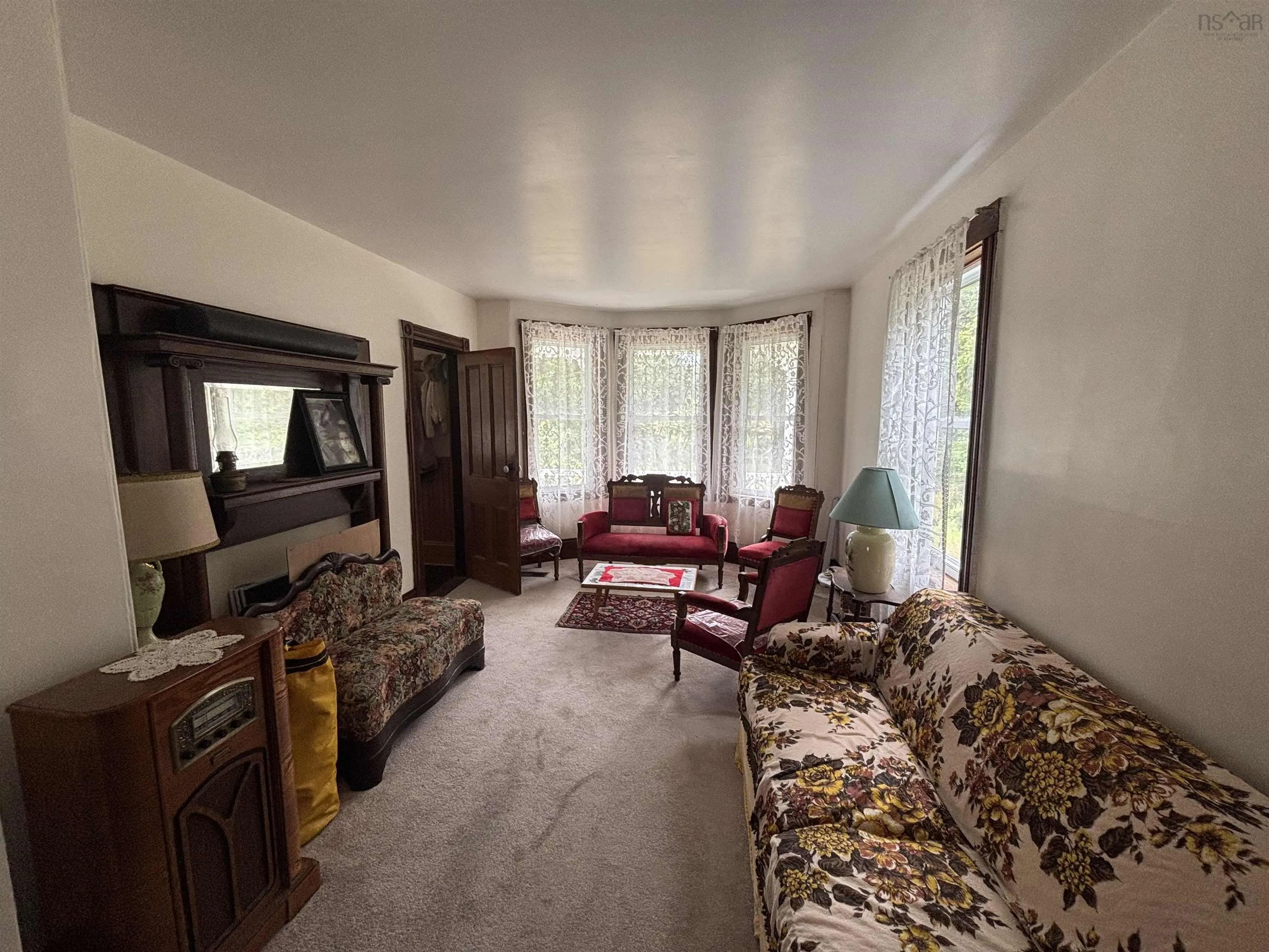 2121 Loch Lomond Road, Loch Lomond, NS B2E 1E3, 4 Bedrooms Bedrooms, ,1 BathroomBathrooms,Residential,For Sale,Loch Lomond,202520592