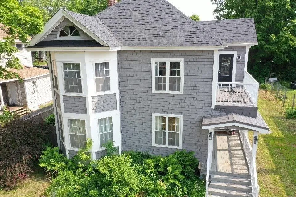 124 Church Street, Amherst Ns B4h 3b8, 3 Bedrooms Bedrooms, ,2 BathroomsBathrooms,Residential,For Sale,Church,202425999