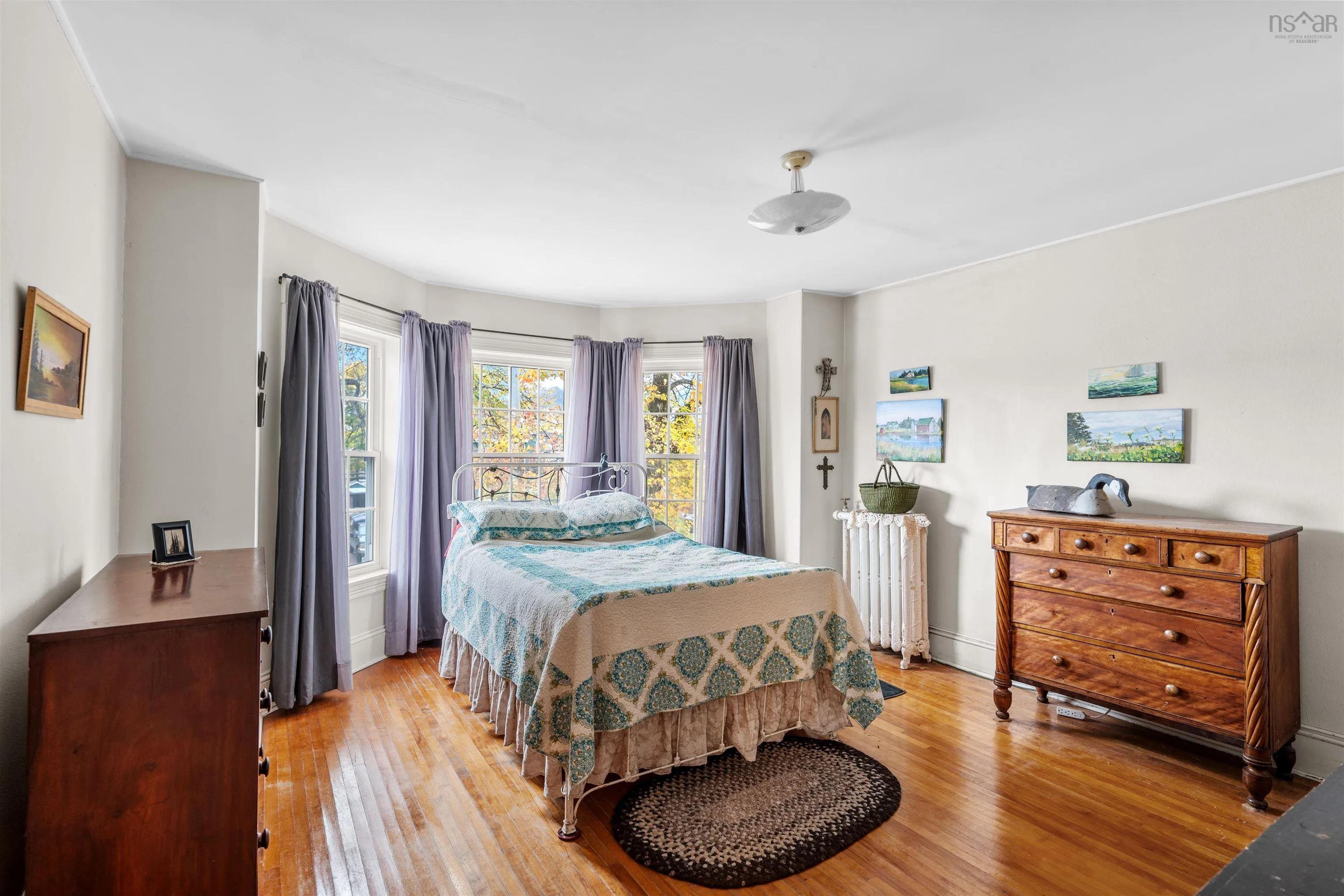 124 Church Street, Amherst Ns B4h 3b8, 3 Bedrooms Bedrooms, ,2 BathroomsBathrooms,Residential,For Sale,Church,202425999