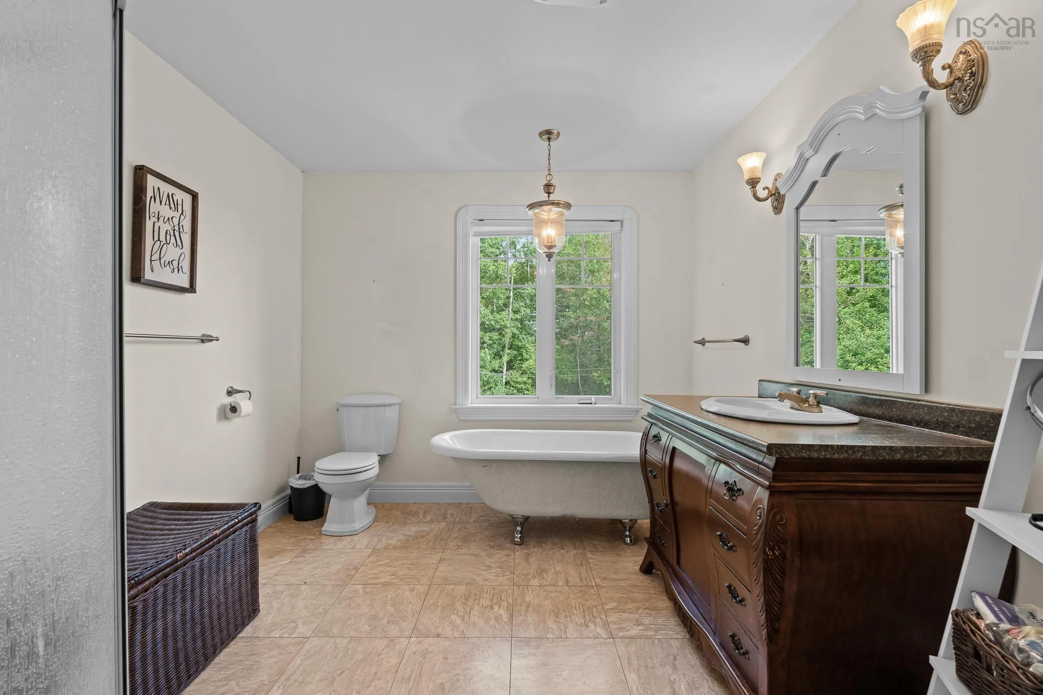 86 Fir Avenue, Salmon River, NS B2N 6P6, 3 Bedrooms Bedrooms, ,3 BathroomsBathrooms,Residential,For Sale,Fir,202518774