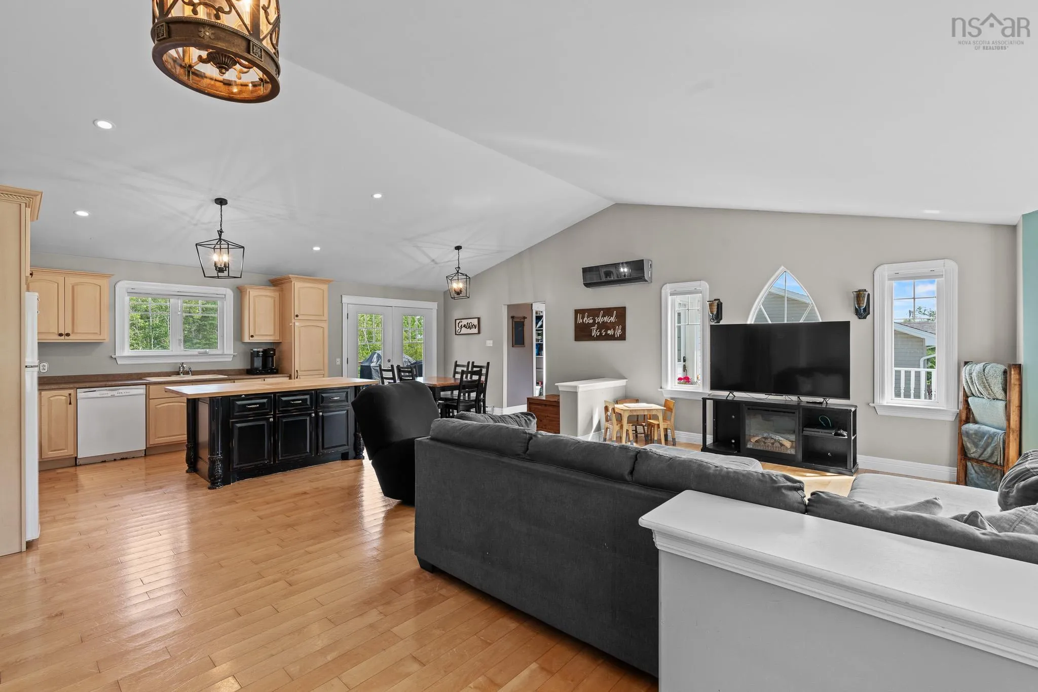 86 Fir Avenue, Salmon River, NS B2N 6P6, 3 Bedrooms Bedrooms, ,3 BathroomsBathrooms,Residential,For Sale,Fir,202518774