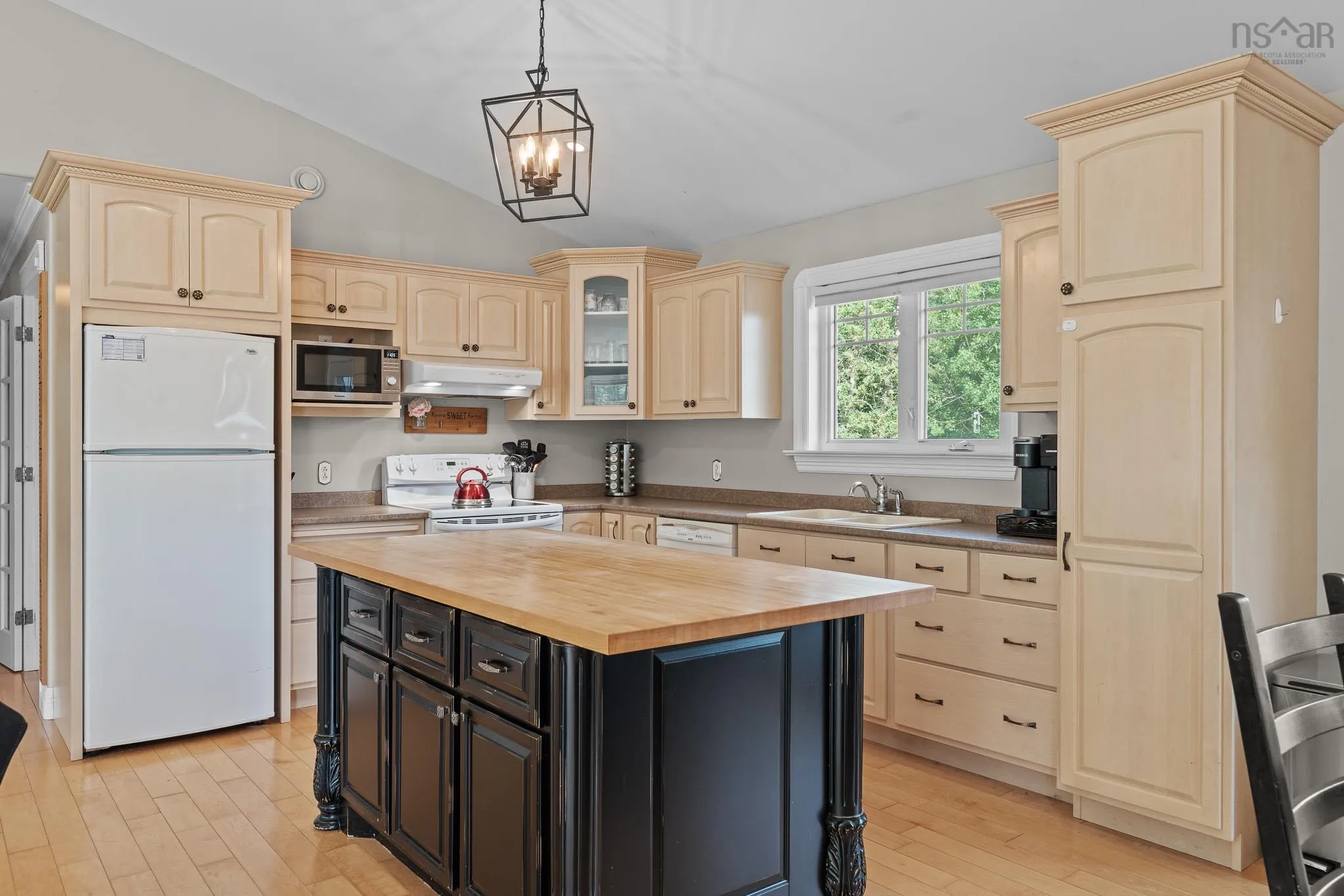 86 Fir Avenue, Salmon River, NS B2N 6P6, 3 Bedrooms Bedrooms, ,3 BathroomsBathrooms,Residential,For Sale,Fir,202518774