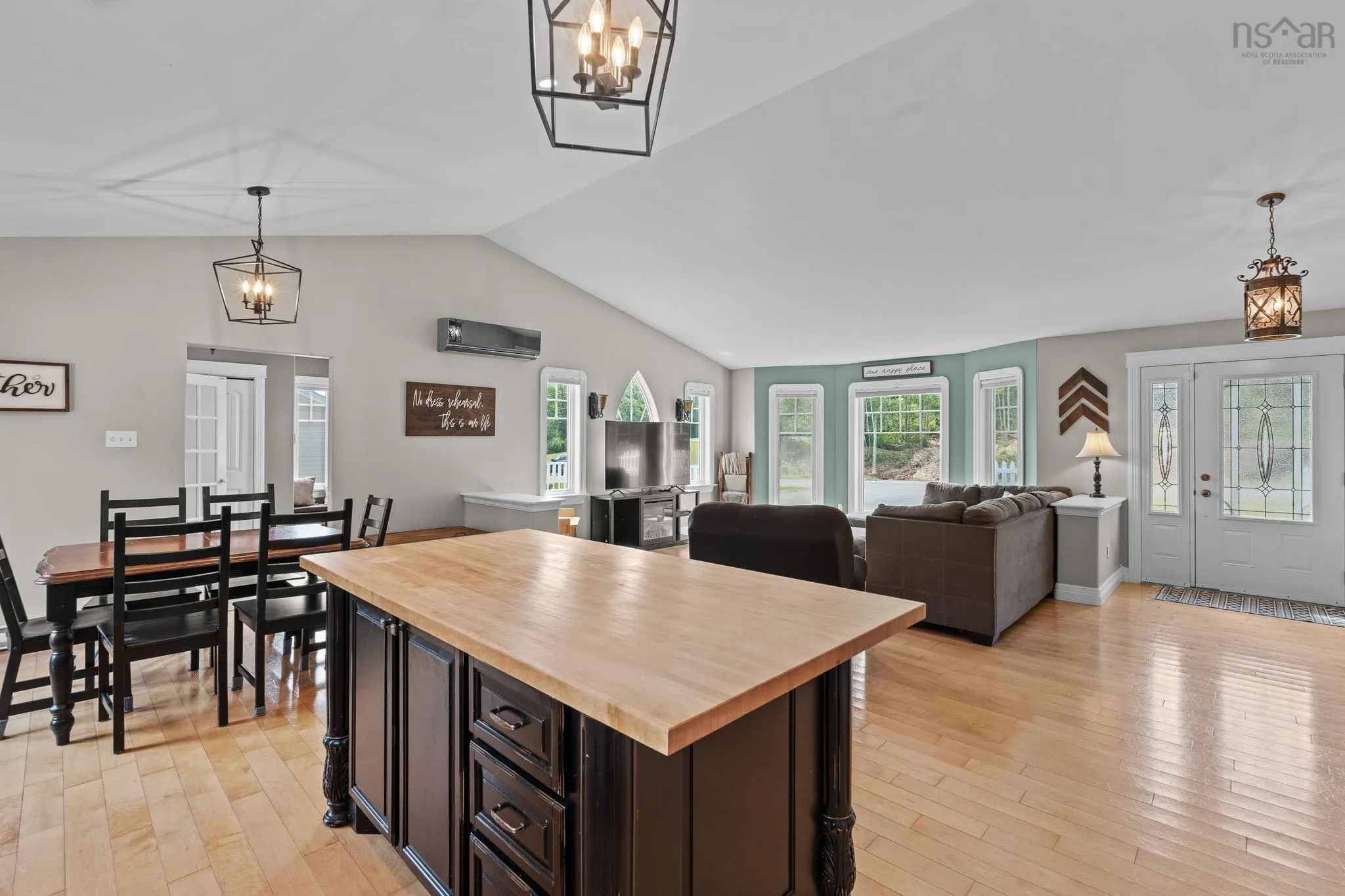 86 Fir Avenue, Salmon River, NS B2N 6P6, 3 Bedrooms Bedrooms, ,3 BathroomsBathrooms,Residential,For Sale,Fir,202518774