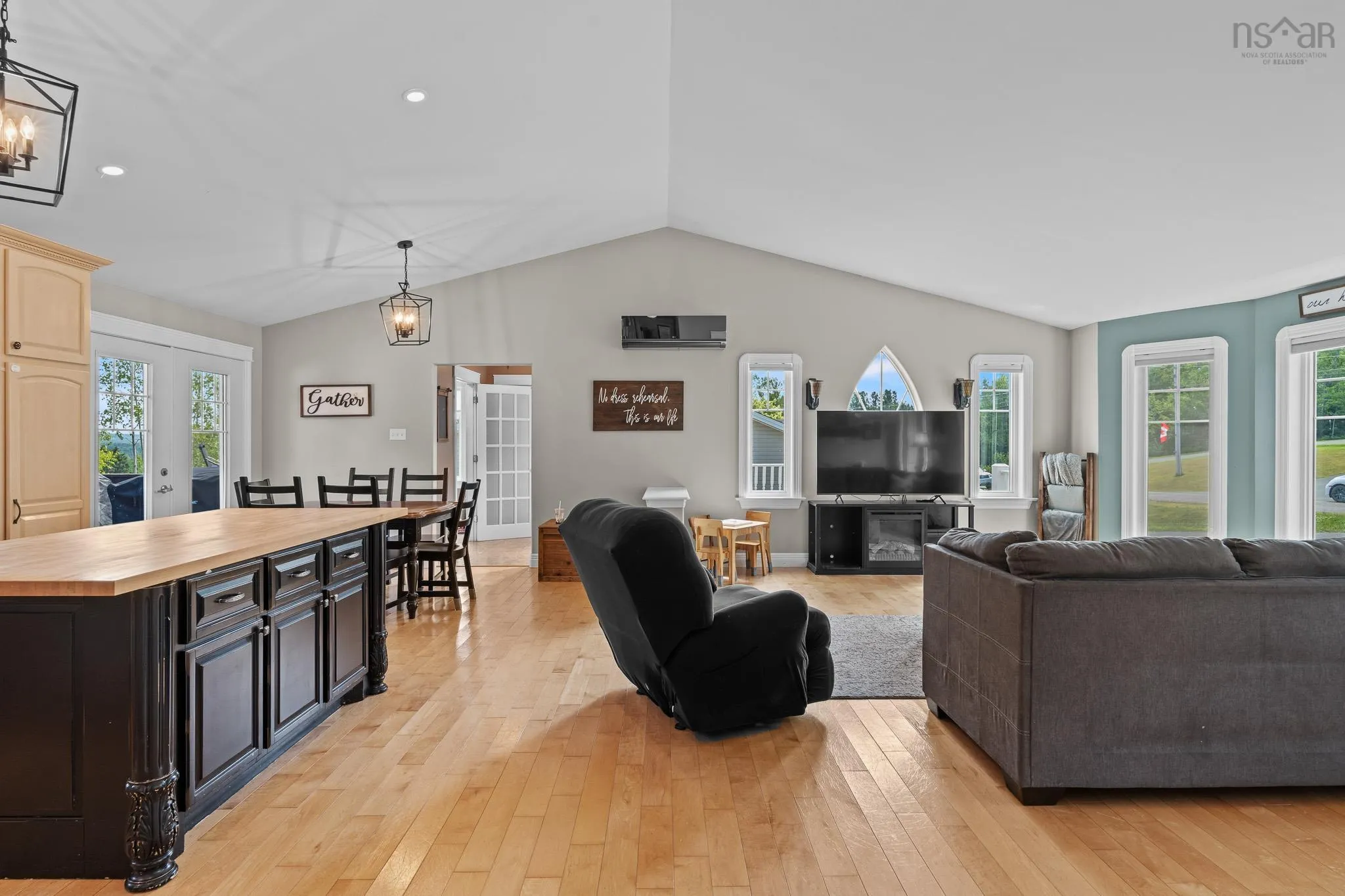 86 Fir Avenue, Salmon River, NS B2N 6P6, 3 Bedrooms Bedrooms, ,3 BathroomsBathrooms,Residential,For Sale,Fir,202518774