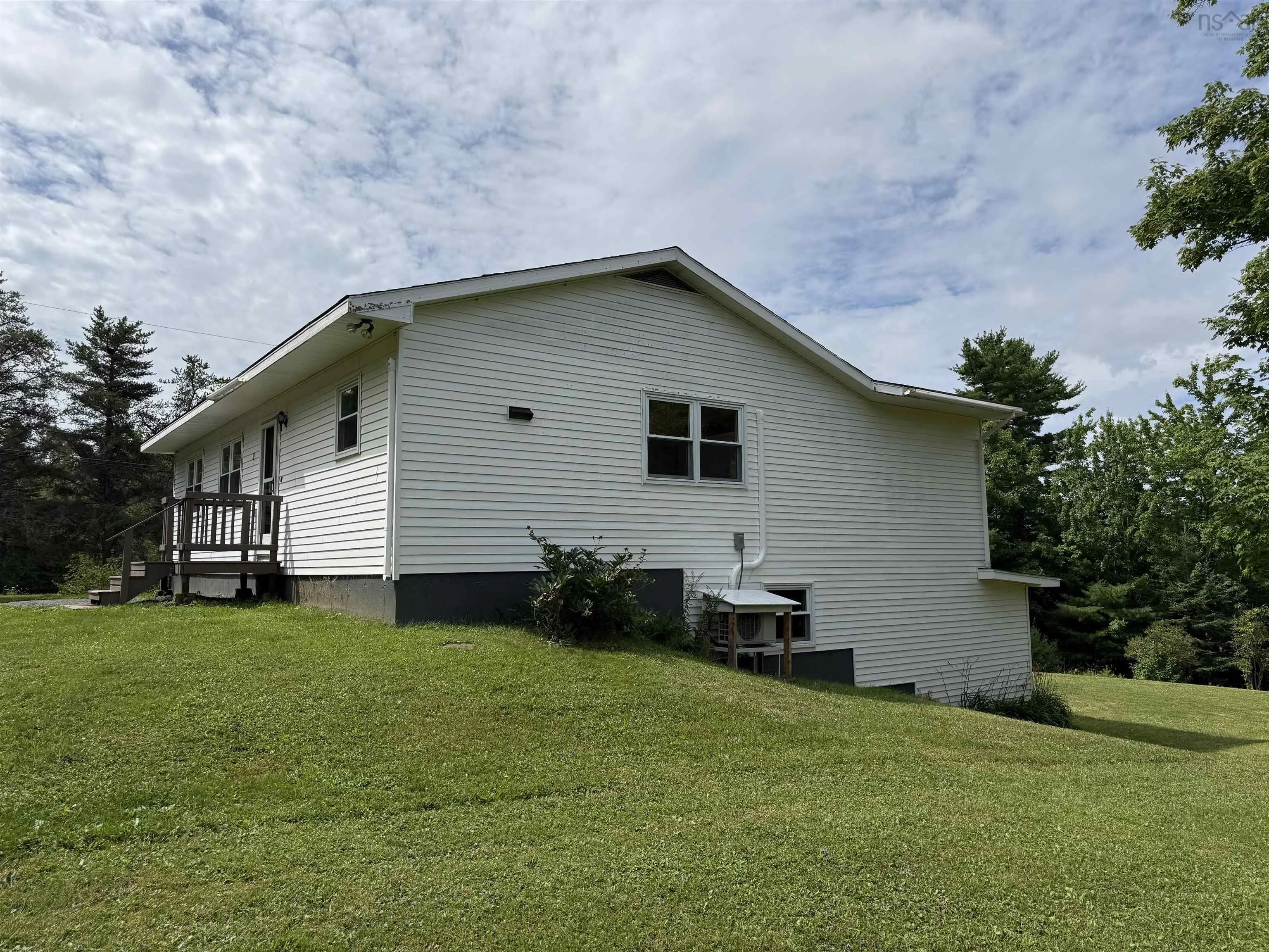 1068 Waddens Court, Westville, NS B0K 2A0, 2 Bedrooms Bedrooms, ,3 BathroomsBathrooms,Residential,For Sale,Waddens,202519710