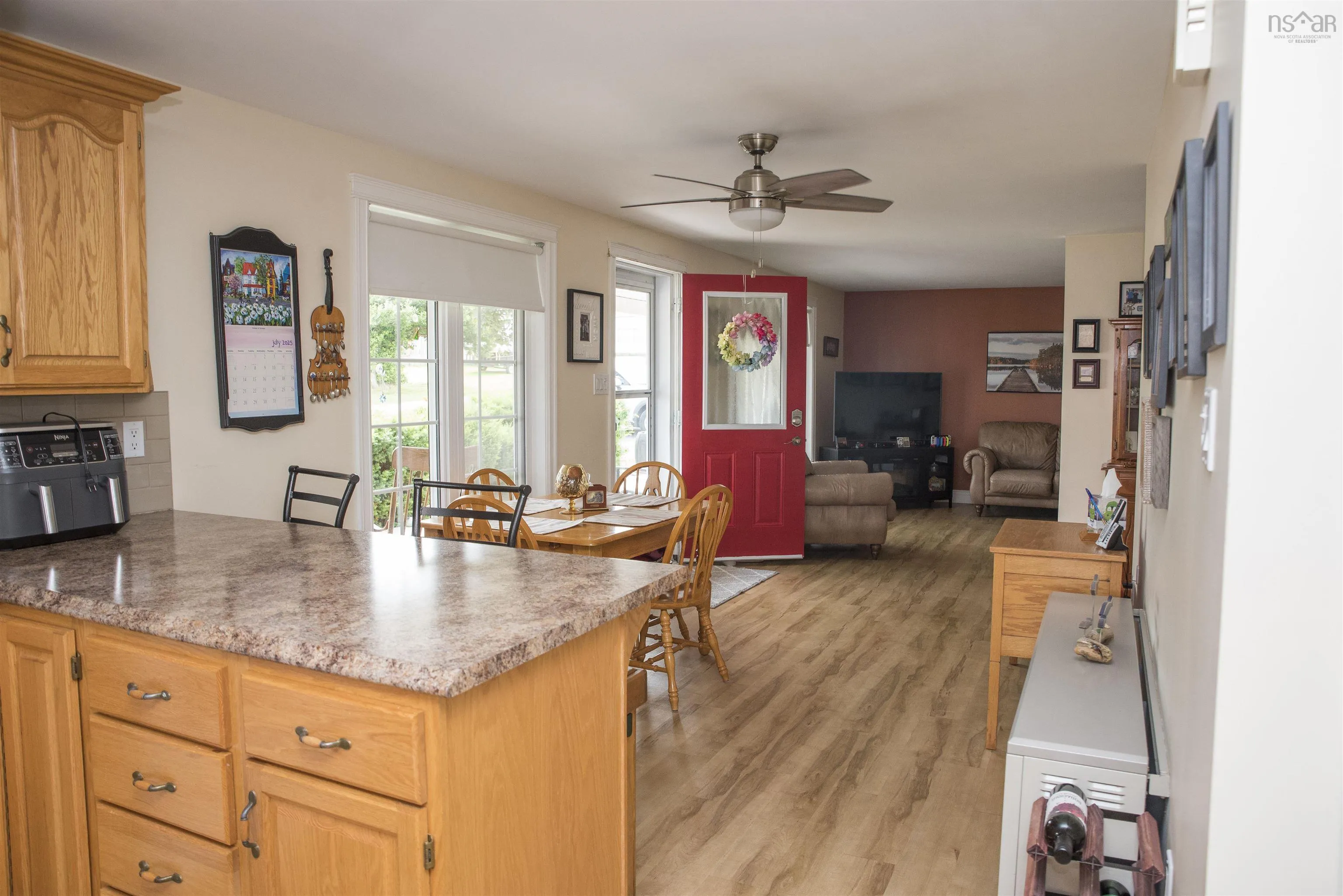 43 Lingan Street Street, Dominion, NS B1G 1K9, 2 Bedrooms Bedrooms, ,2 BathroomsBathrooms,Residential,For Sale,Lingan Street,202517615