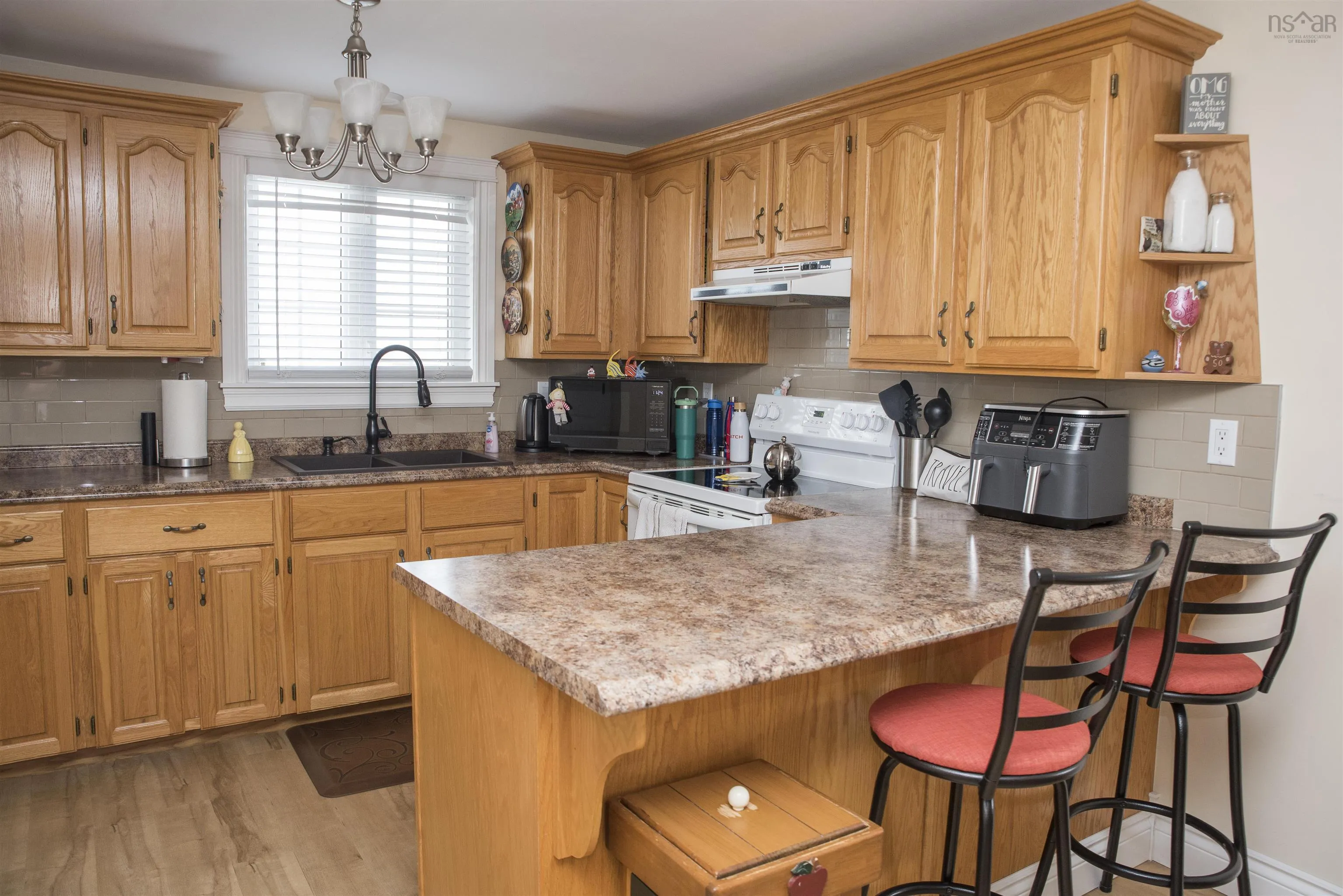 43 Lingan Street Street, Dominion, NS B1G 1K9, 2 Bedrooms Bedrooms, ,2 BathroomsBathrooms,Residential,For Sale,Lingan Street,202517615