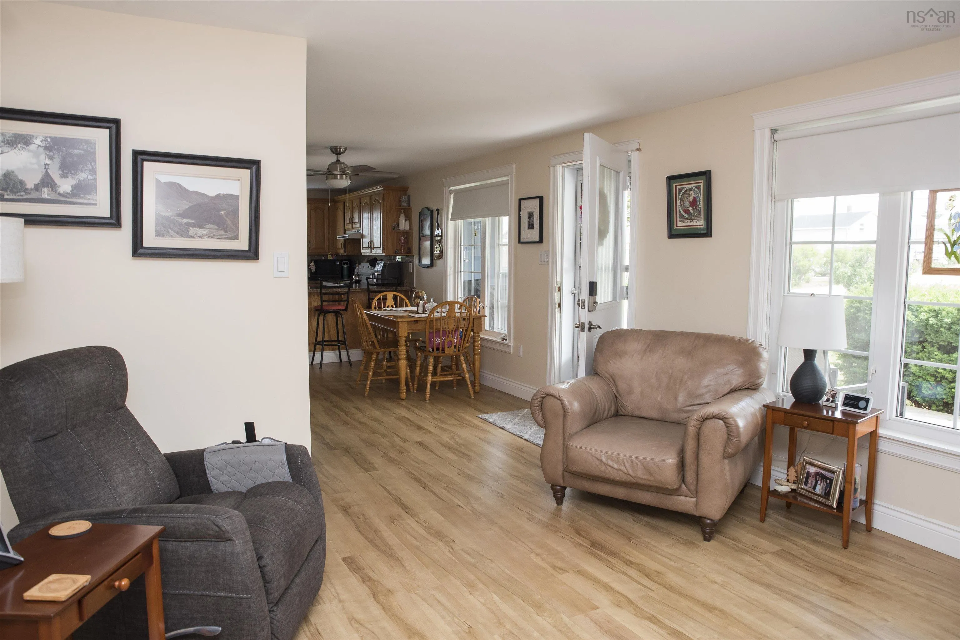 43 Lingan Street Street, Dominion, NS B1G 1K9, 2 Bedrooms Bedrooms, ,2 BathroomsBathrooms,Residential,For Sale,Lingan Street,202517615