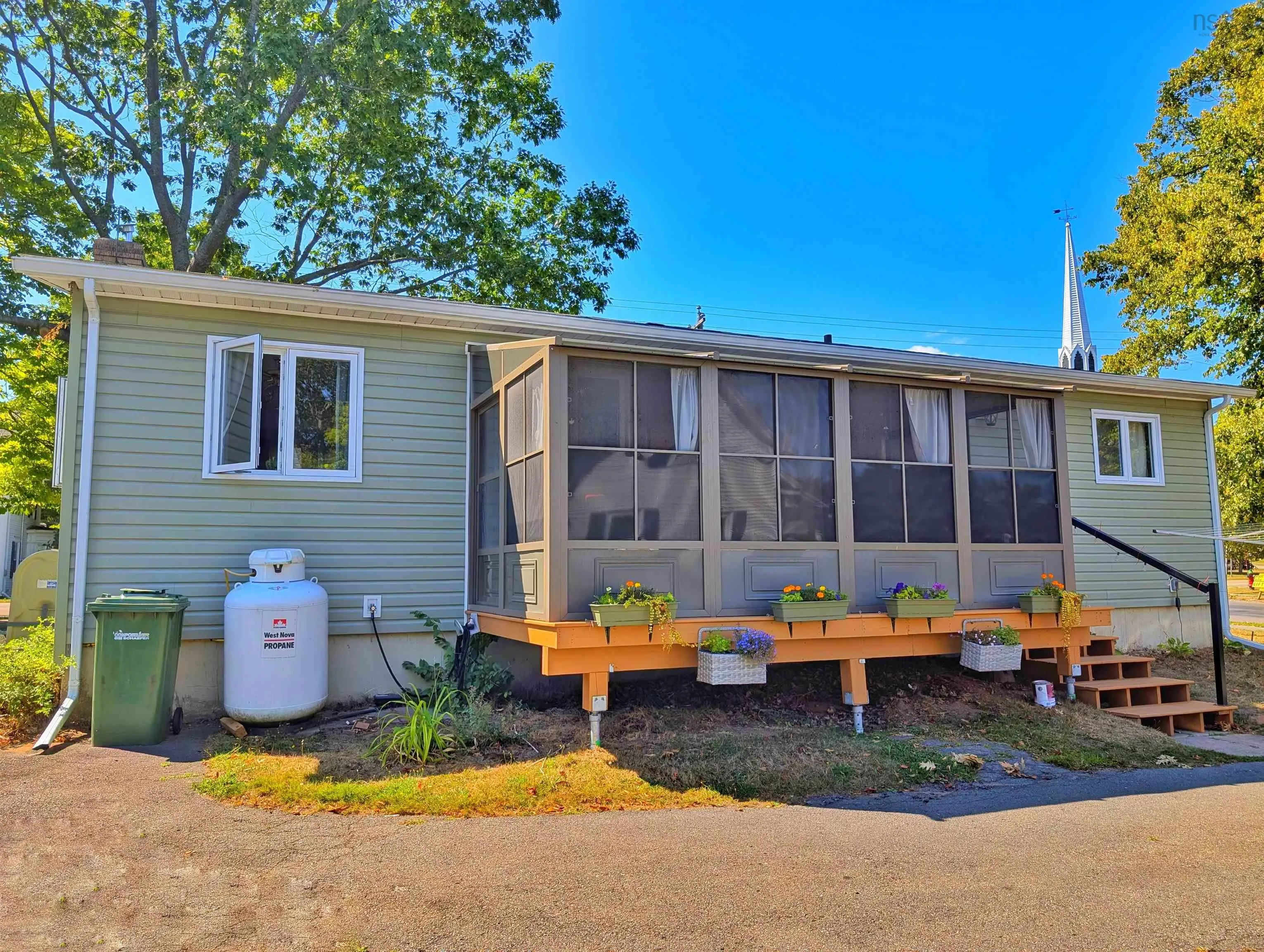 1020 358 Highway, Port Williams, NS B0P 1T0, 3 Bedrooms Bedrooms, ,2 BathroomsBathrooms,Residential,For Sale,358,202522333