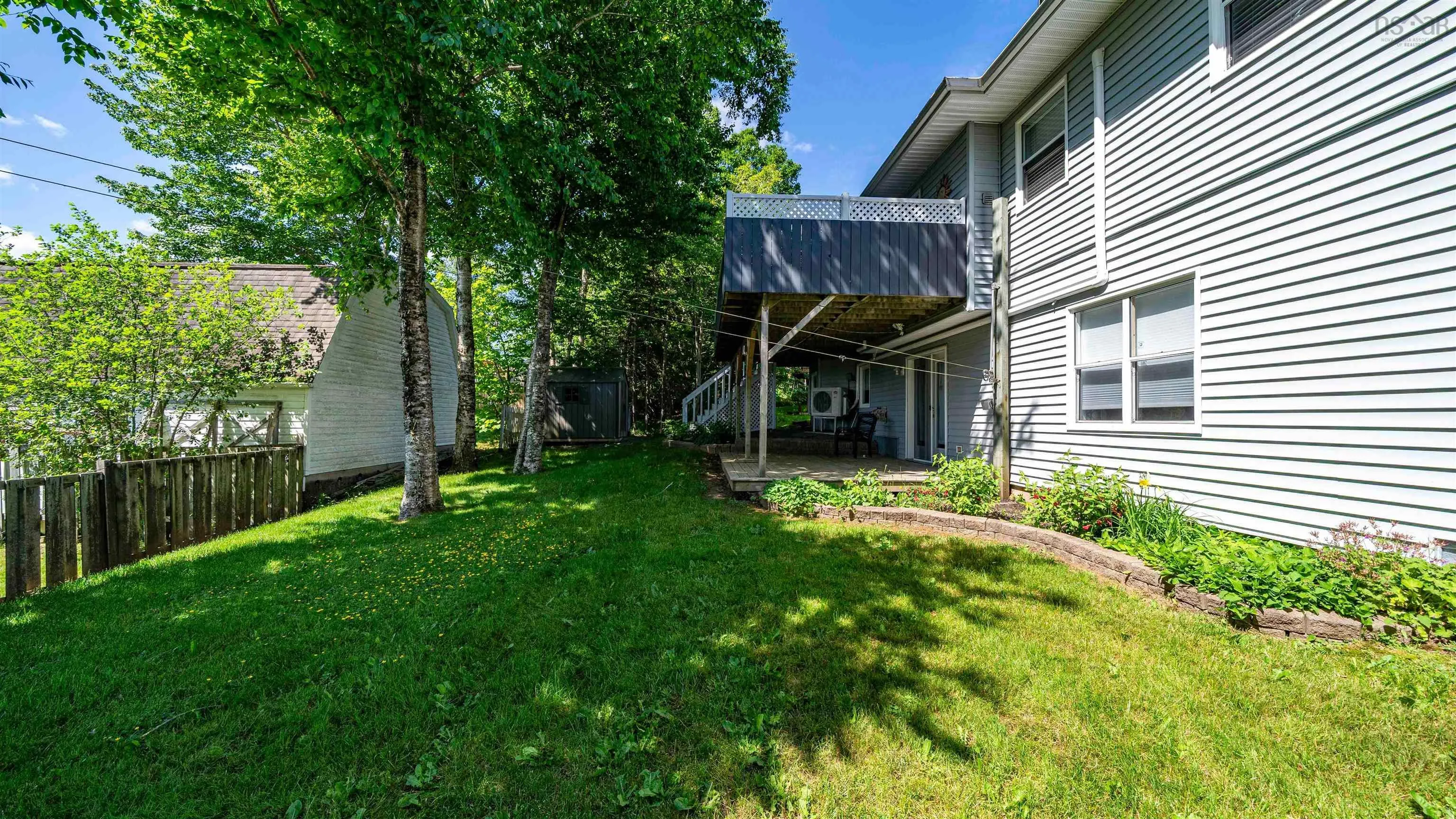 46 Lochiel Circle, Dartmouth, NS B2W 6H1, 3 Bedrooms Bedrooms, ,3 BathroomsBathrooms,Residential,For Sale,Lochiel,202515975