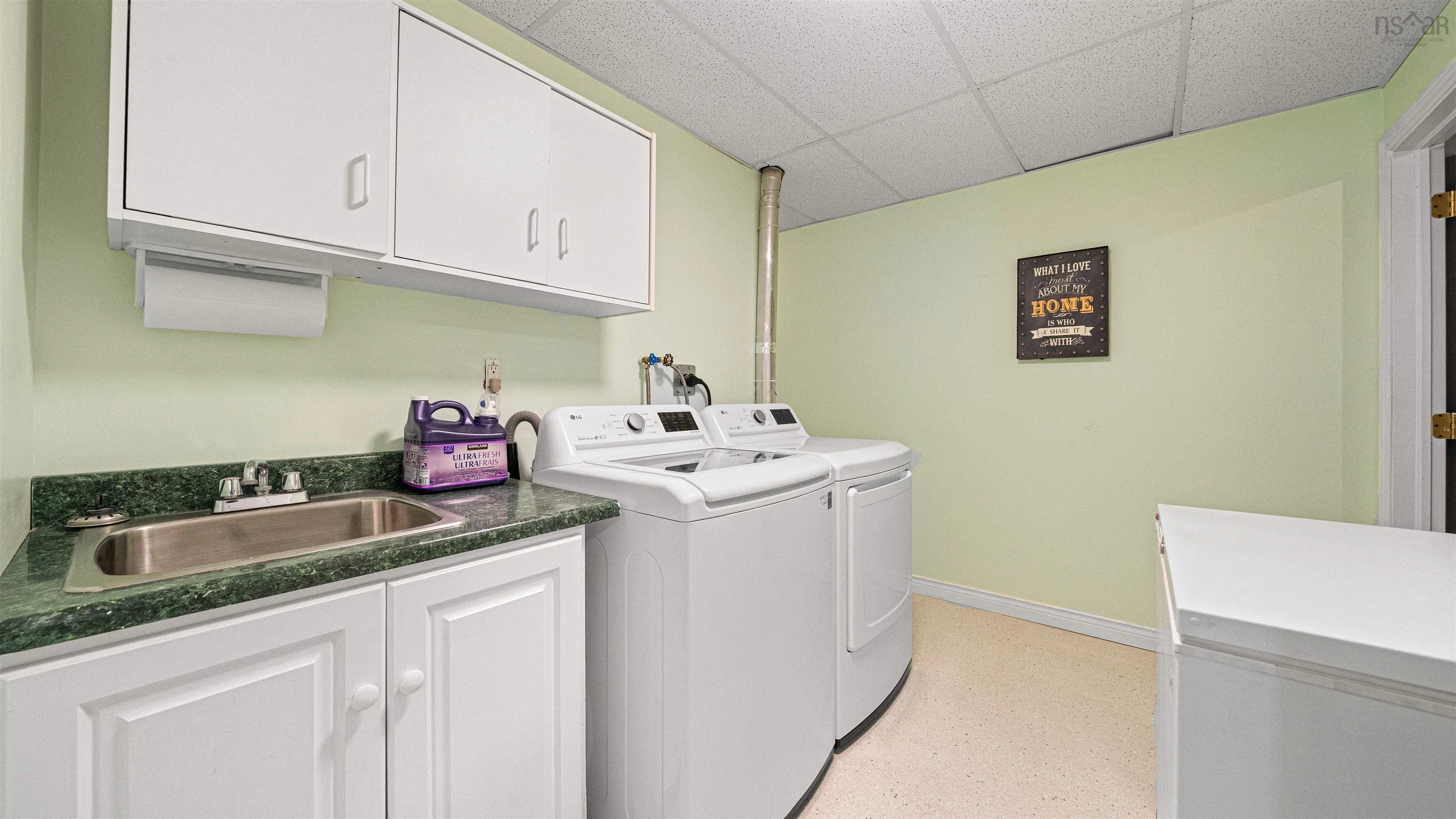 46 Lochiel Circle, Dartmouth, NS B2W 6H1, 3 Bedrooms Bedrooms, ,3 BathroomsBathrooms,Residential,For Sale,Lochiel,202515975